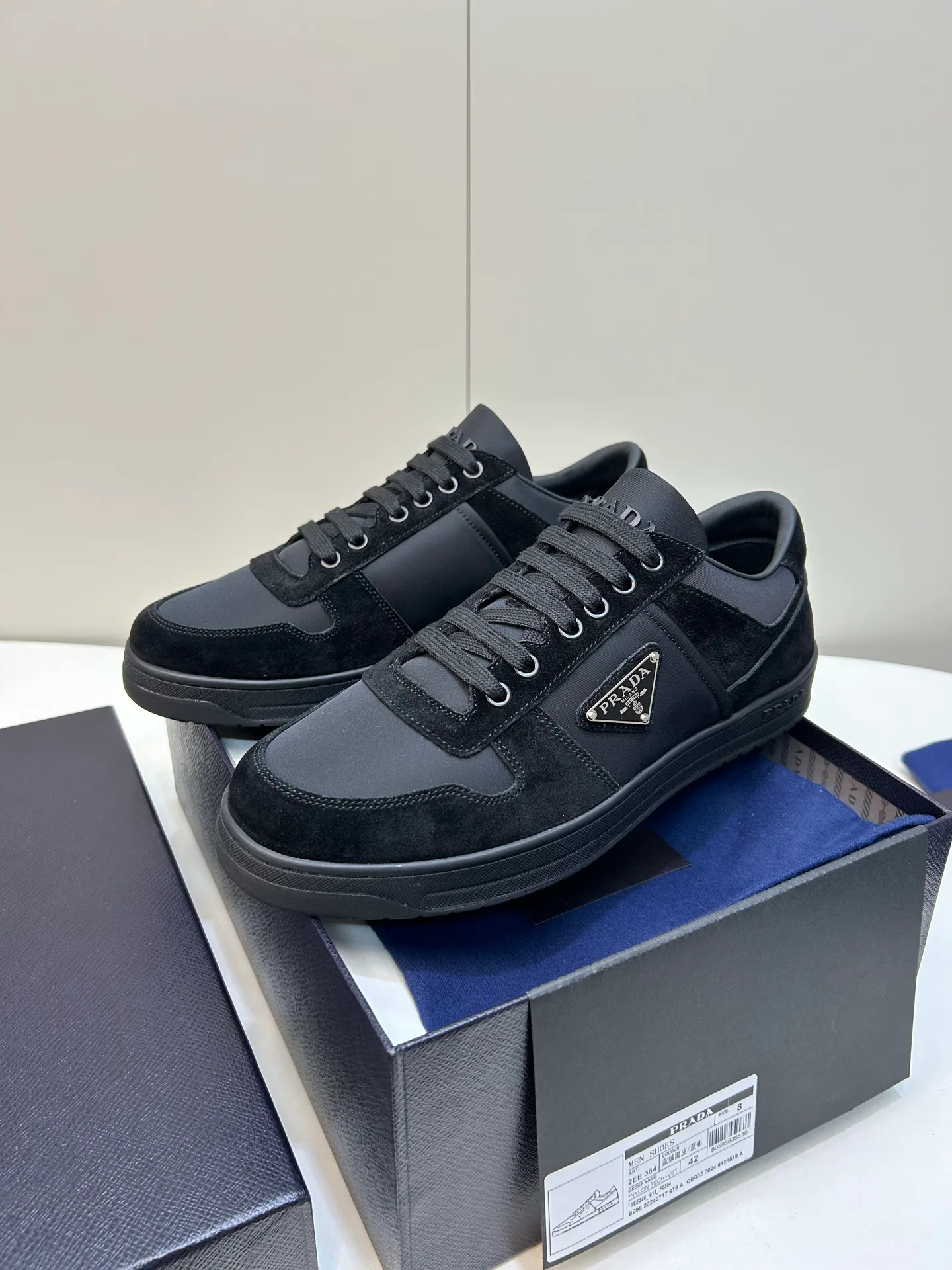Men's Sneakers PRADA 18267437