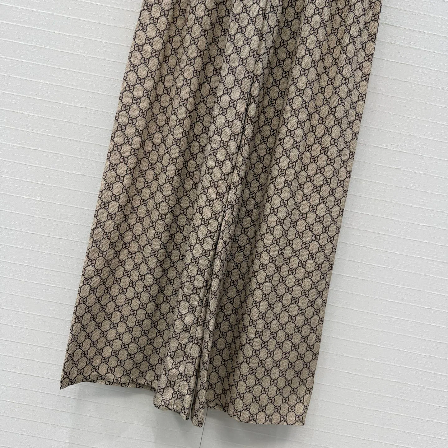 Women's Trousers GUCCI 18108440