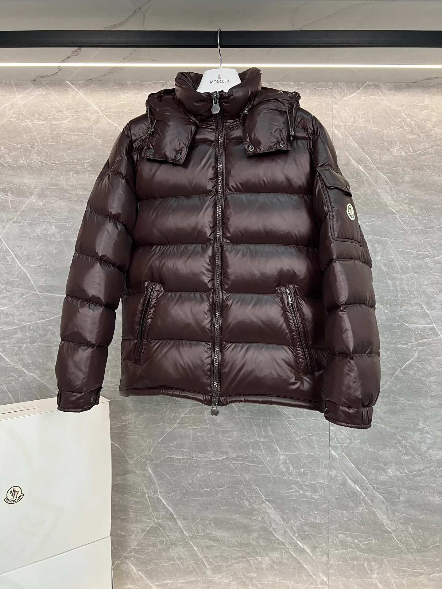 Men's Jackets And Down Jackets MONCLER 18111318