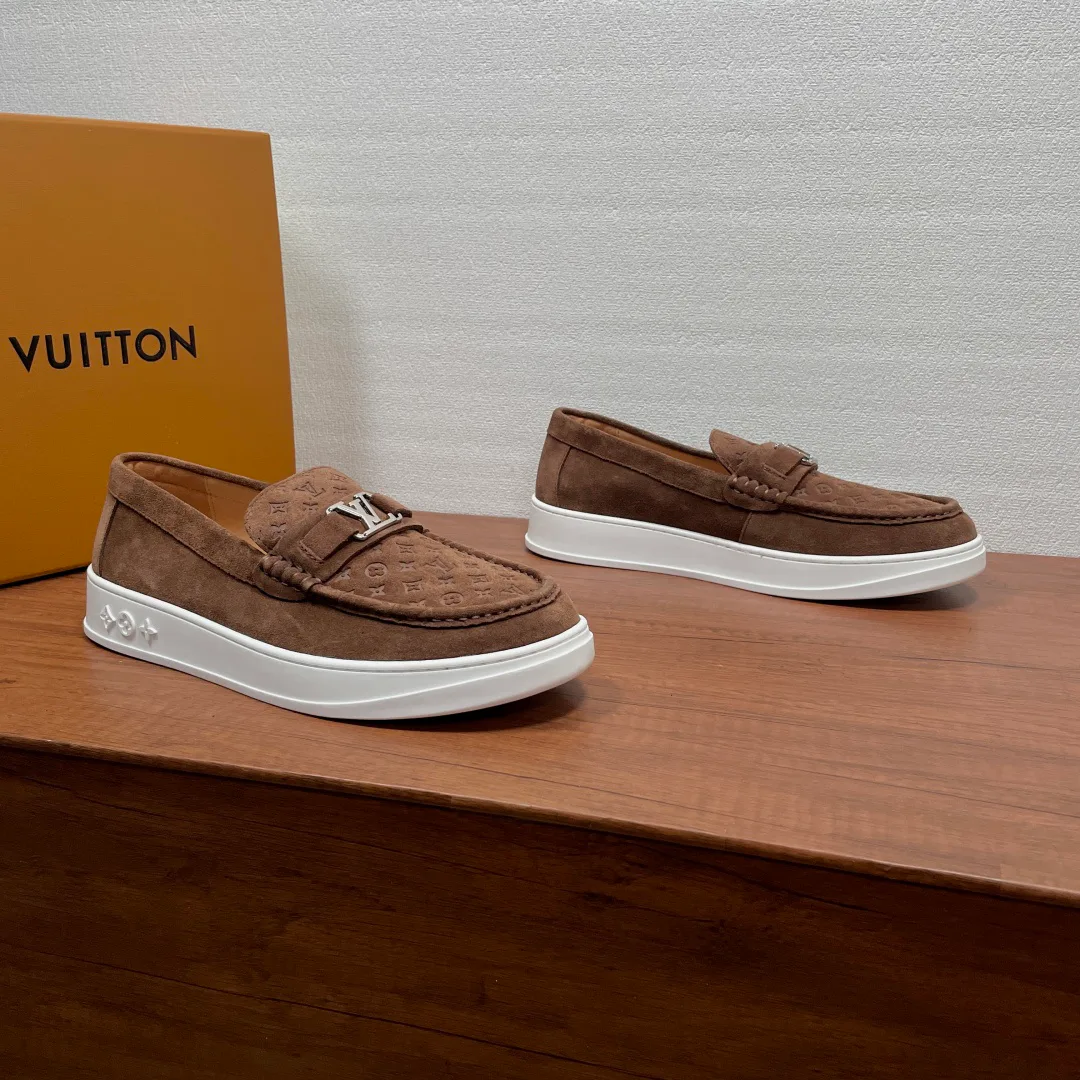 Men's Loafers And Dress Shoes LOUIS VUITTON 17307287