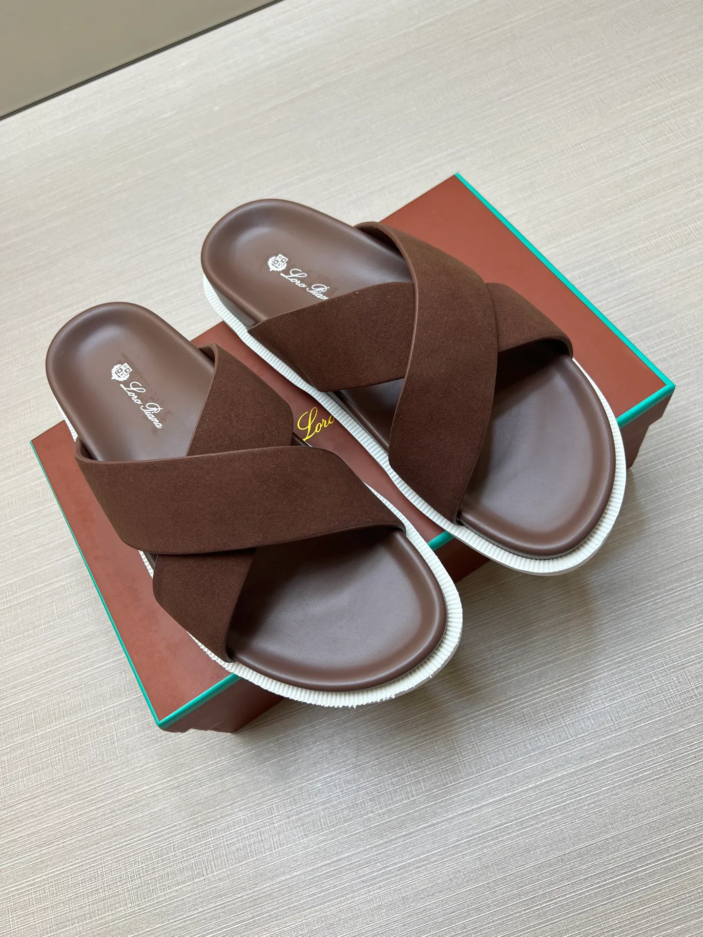 Men's Flip-Flops LORO PIANA 17467071