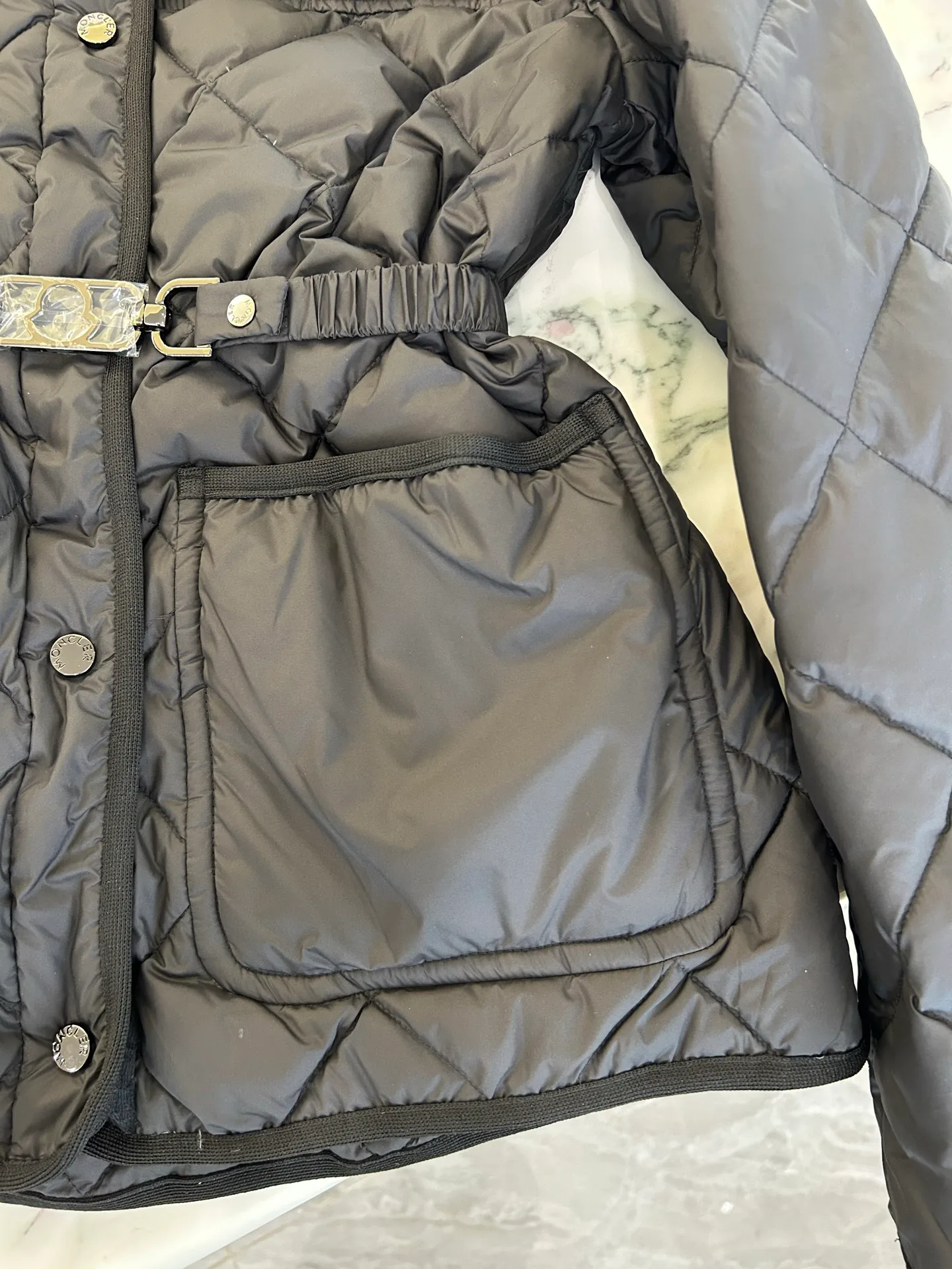 Men's Jackets And Down Jackets MONCLER 18231454