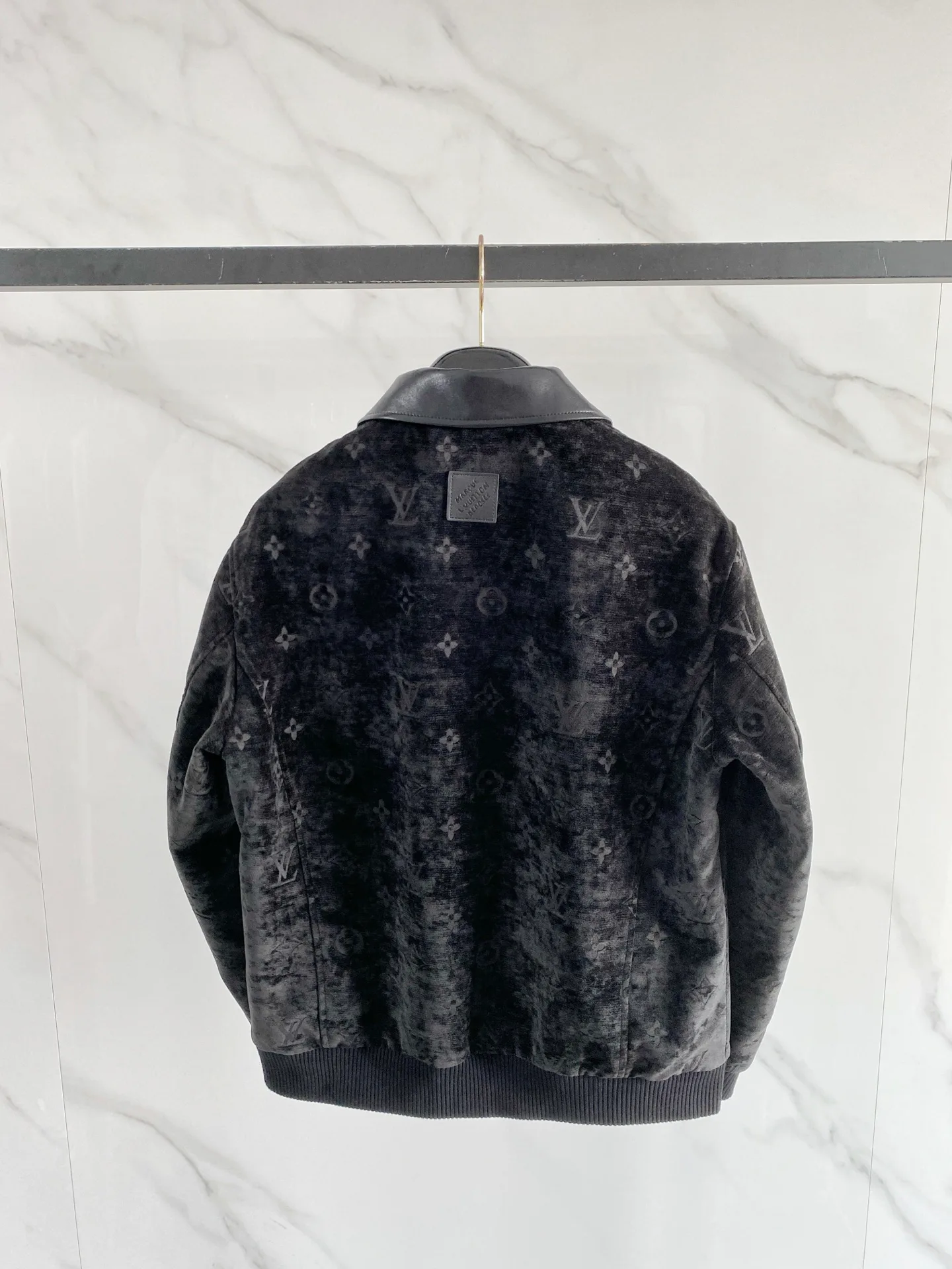 Men's Jackets And Down Jackets LOUIS VUITTON 17951741