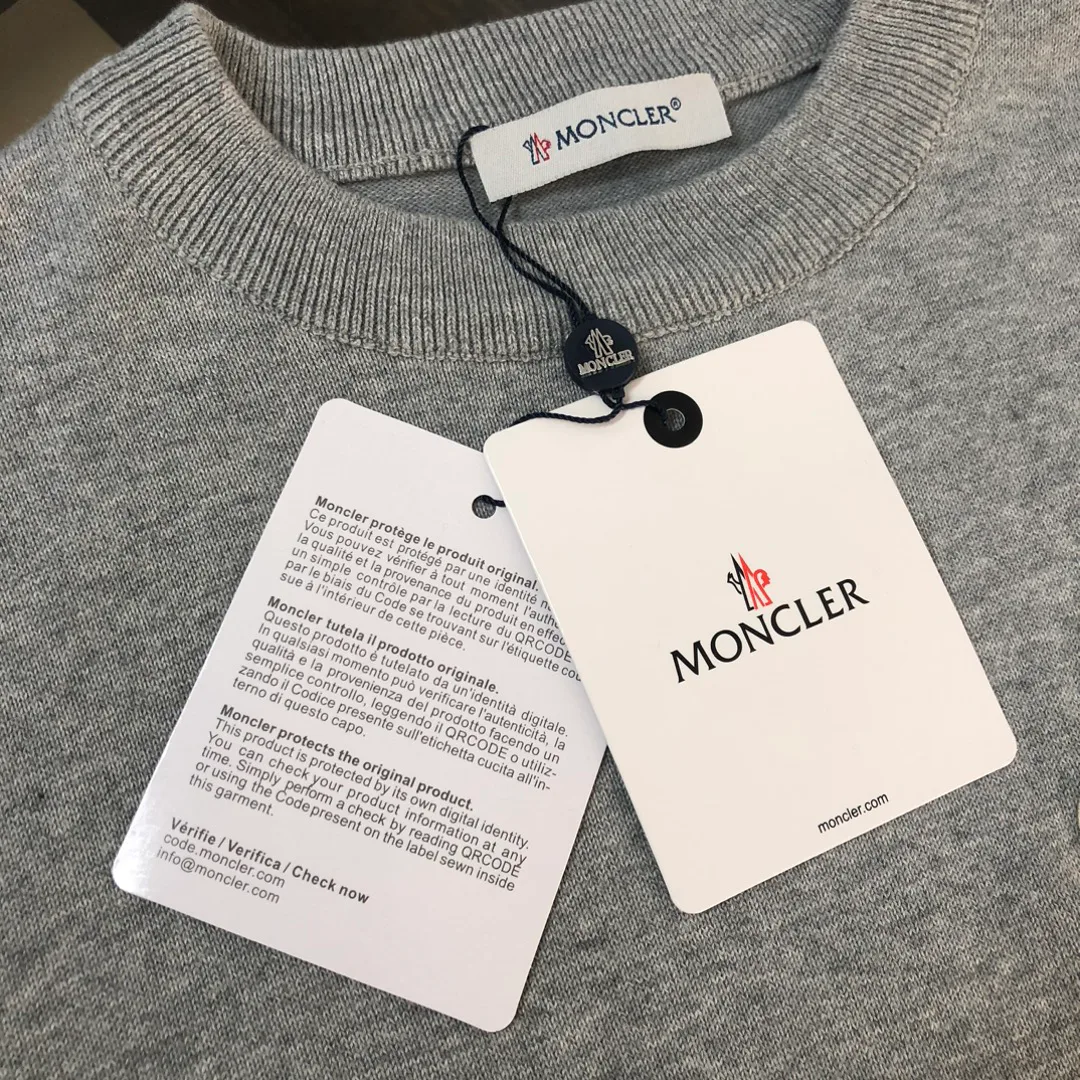 Men's Jumpers And Sweaters MONCLER 18002347