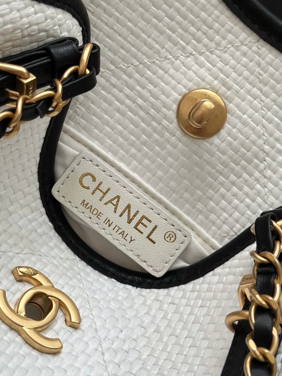 Women's Classic Handbags CHANEL 17525953
