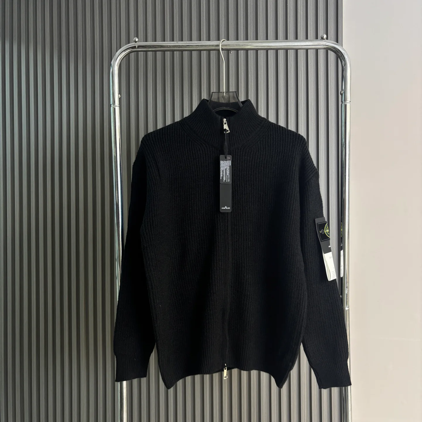 Men's Jumpers And Sweaters STONE ISLAND 18033033