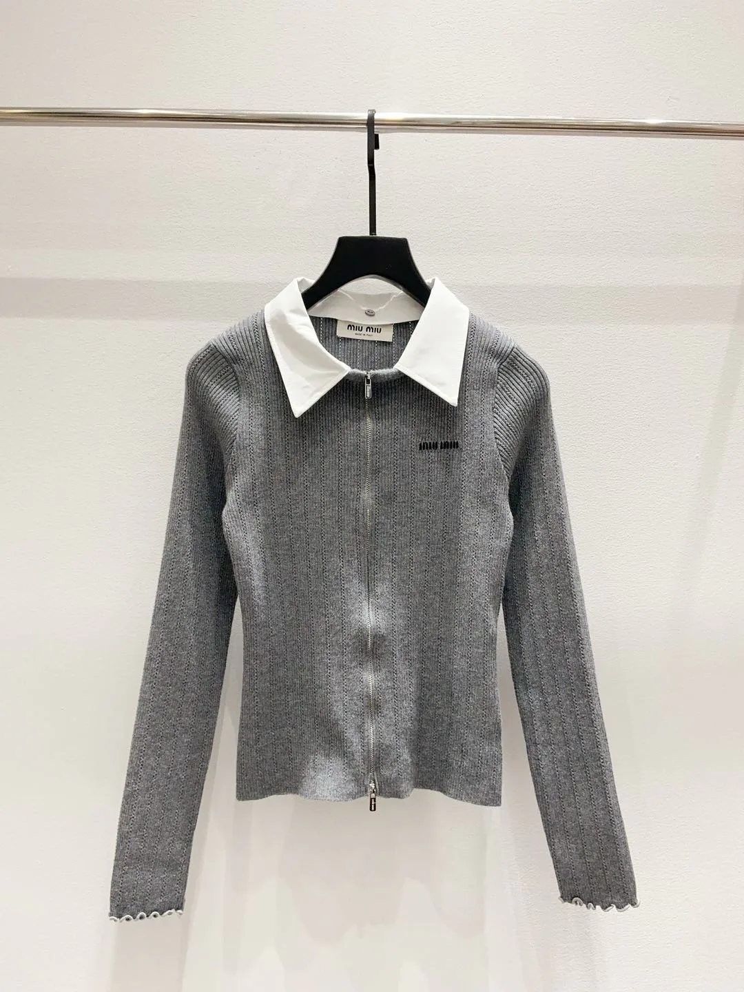 Women's Jumpers And Sweaters MIU MIU 18028404