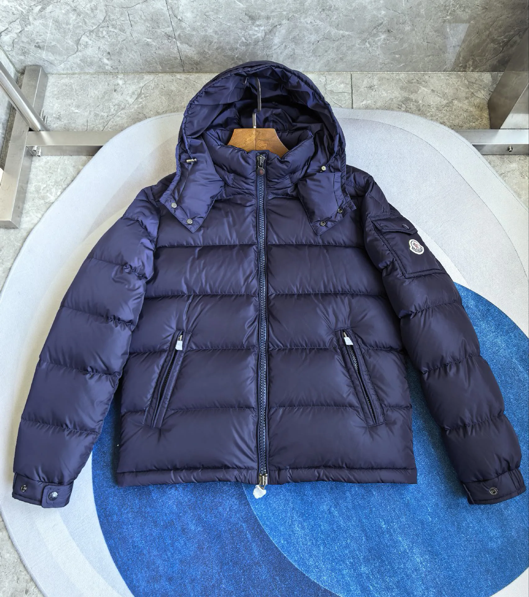 Men's Jackets And Down Jackets MONCLER 17864962