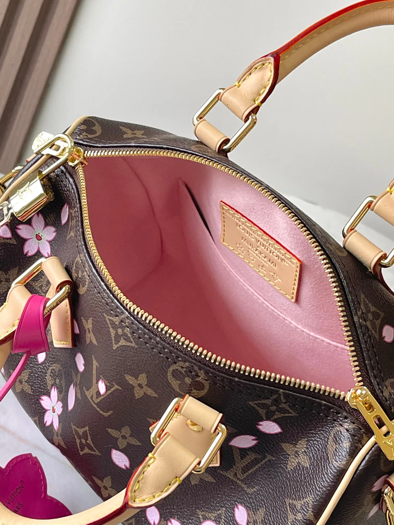 Women's Classic Handbags LOUIS VUITTON 18521078