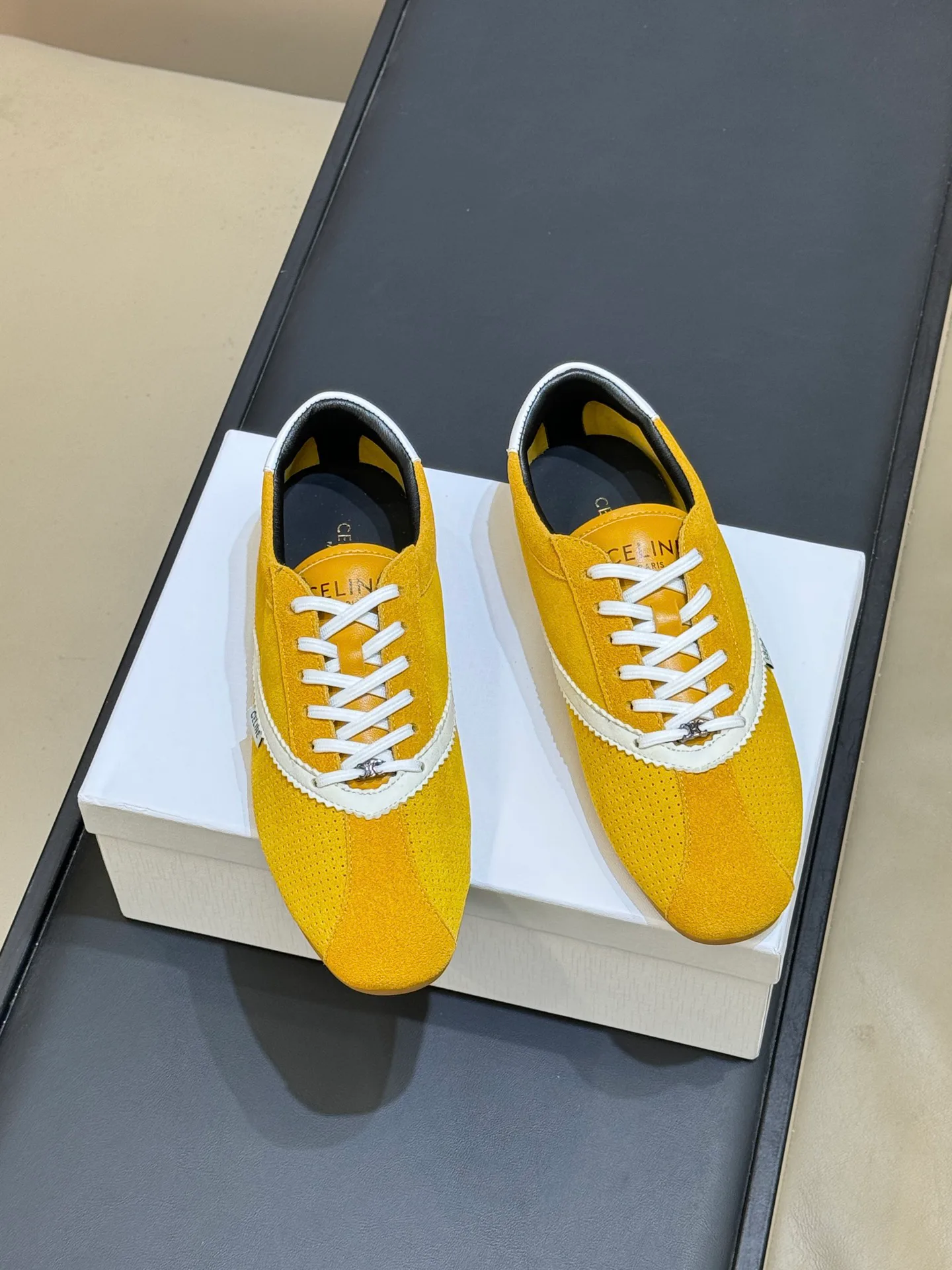 Women's Sneakers CELINE 18072899