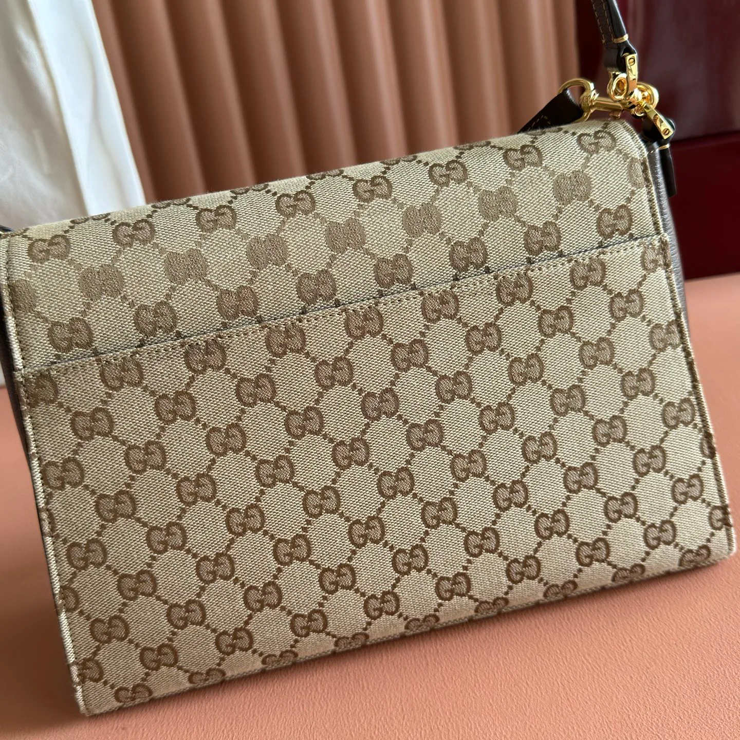 Women's Classic Handbags GUCCI 17802959