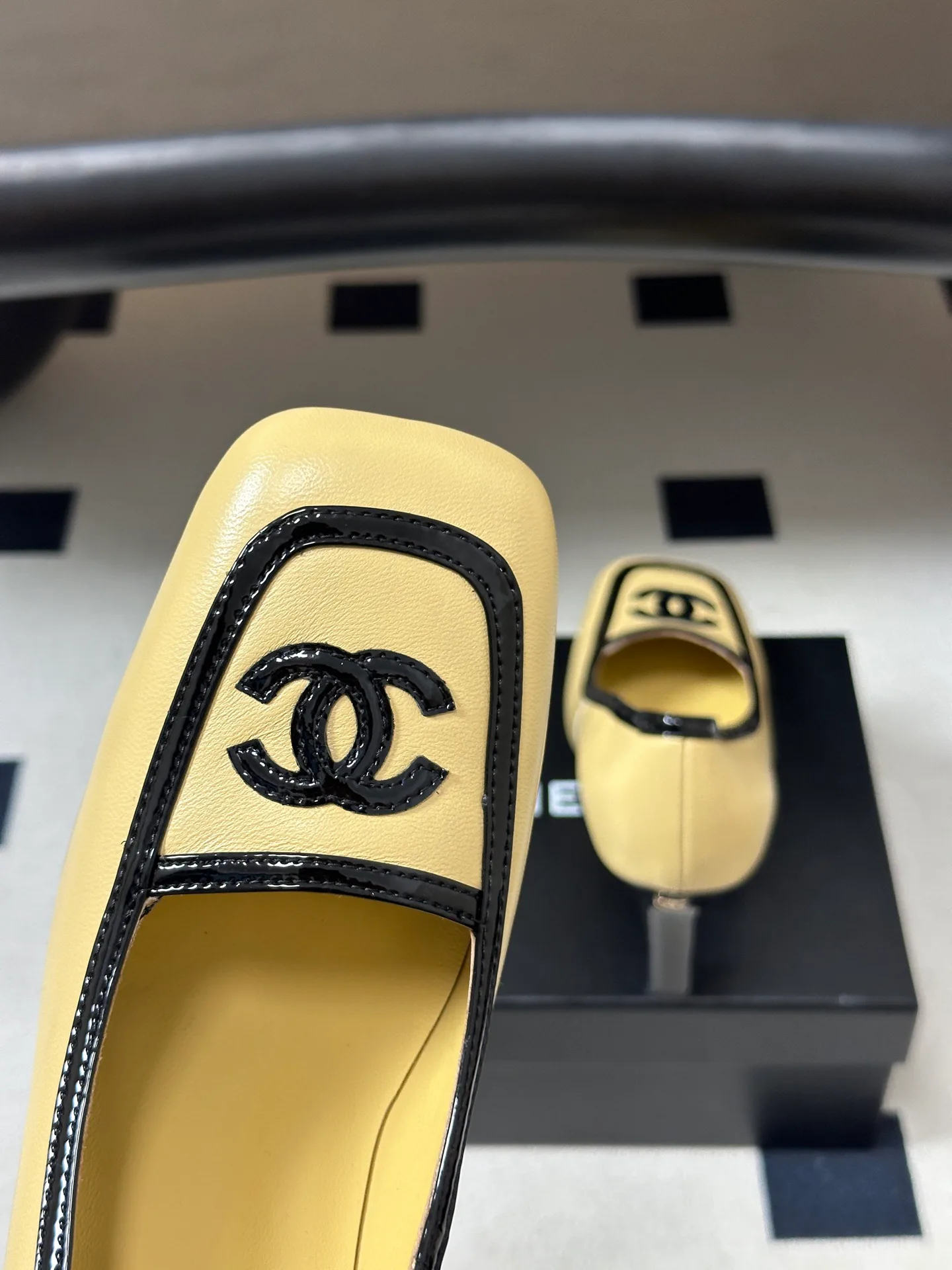 Women's Heels CHANEL 18041911