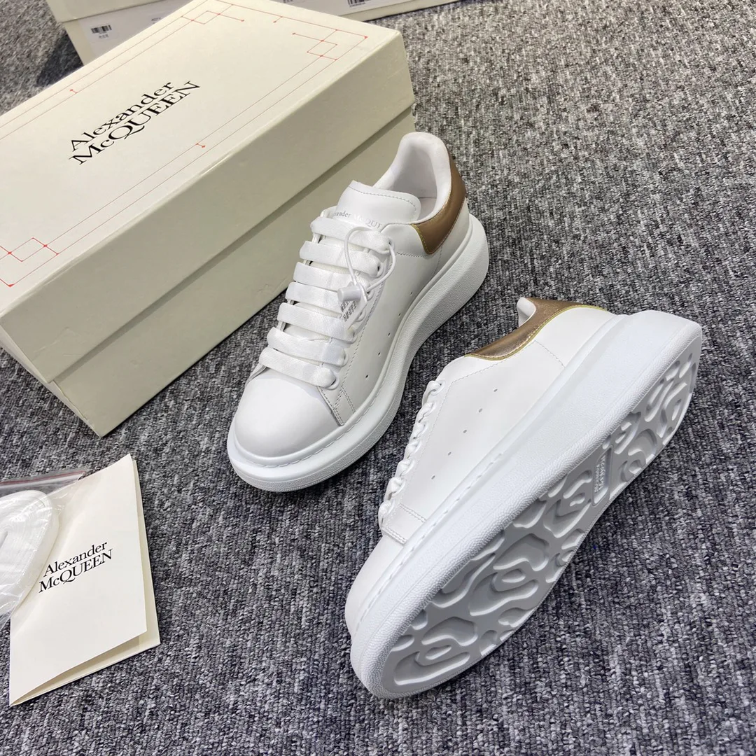 Women's Sneakers ALEXANDER MCQUEEN 17963416