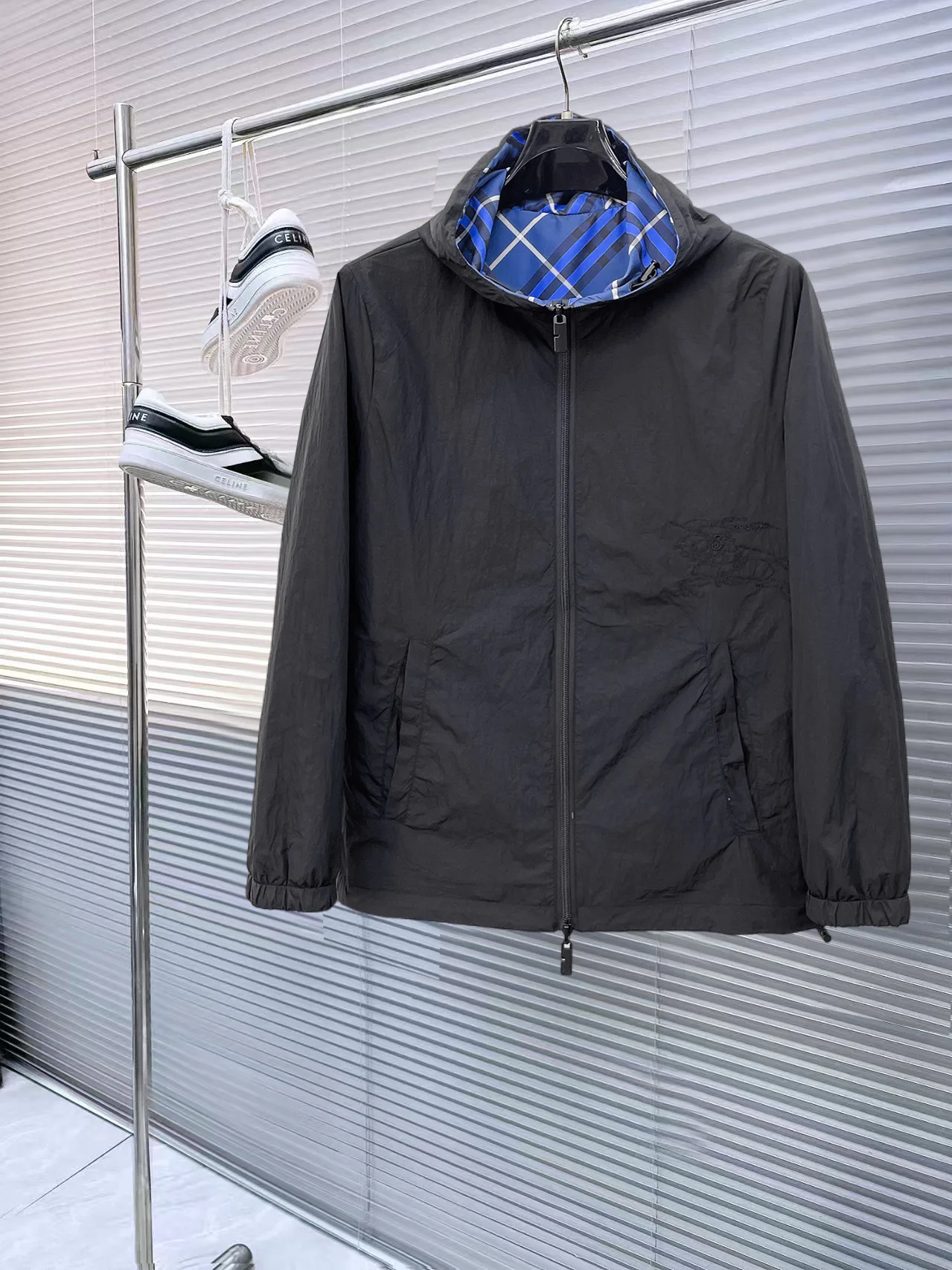 Men's Jackets And Down Jackets BURBERRY 17966729