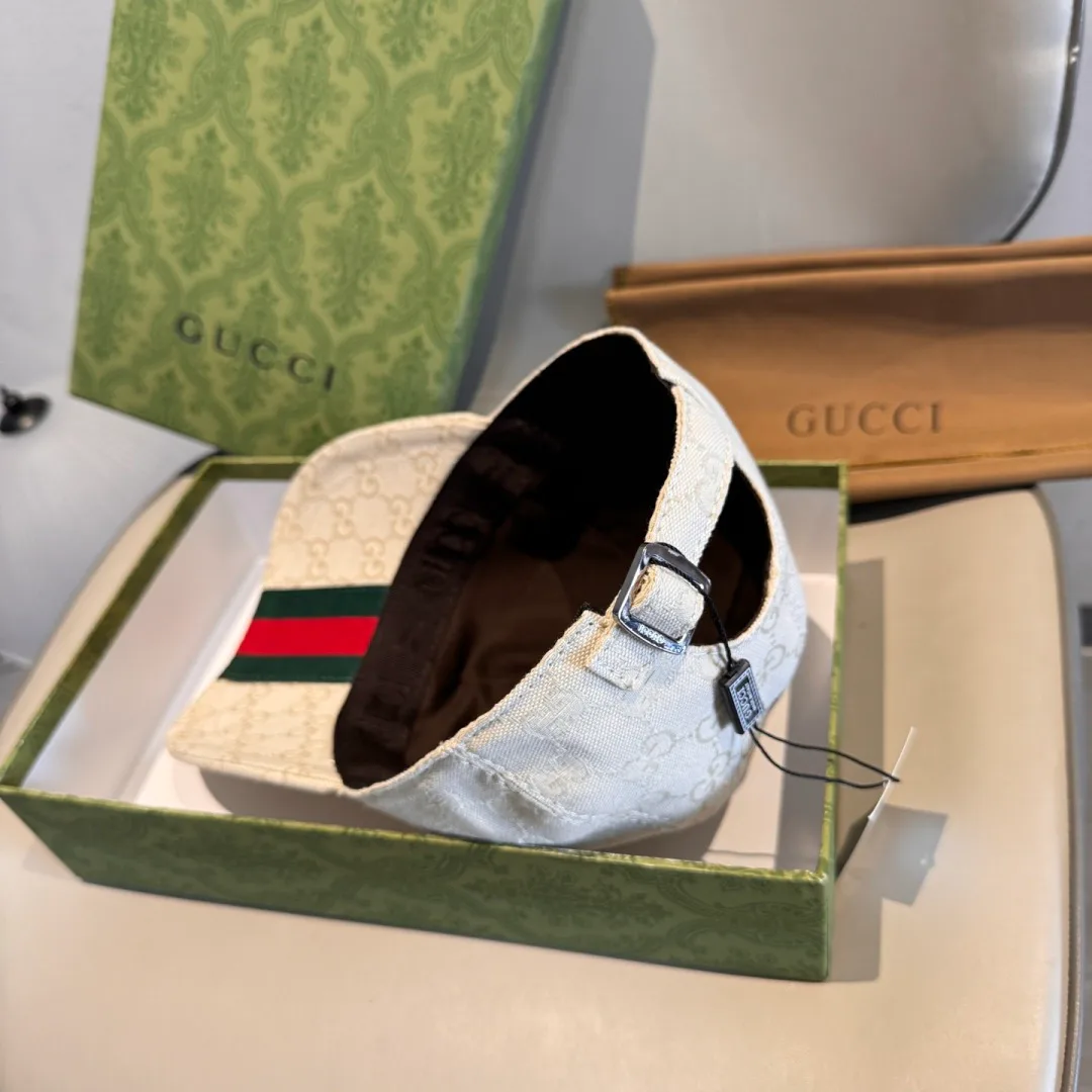 Hats GUCCI 17515226