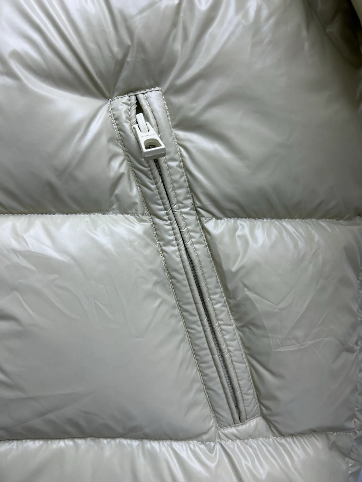 Men's Jackets And Down Jackets MONCLER 18188953