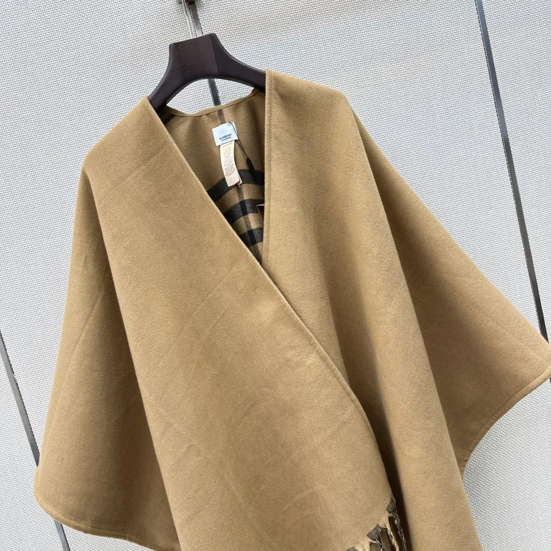 Women's Coats BURBERRY 18245816