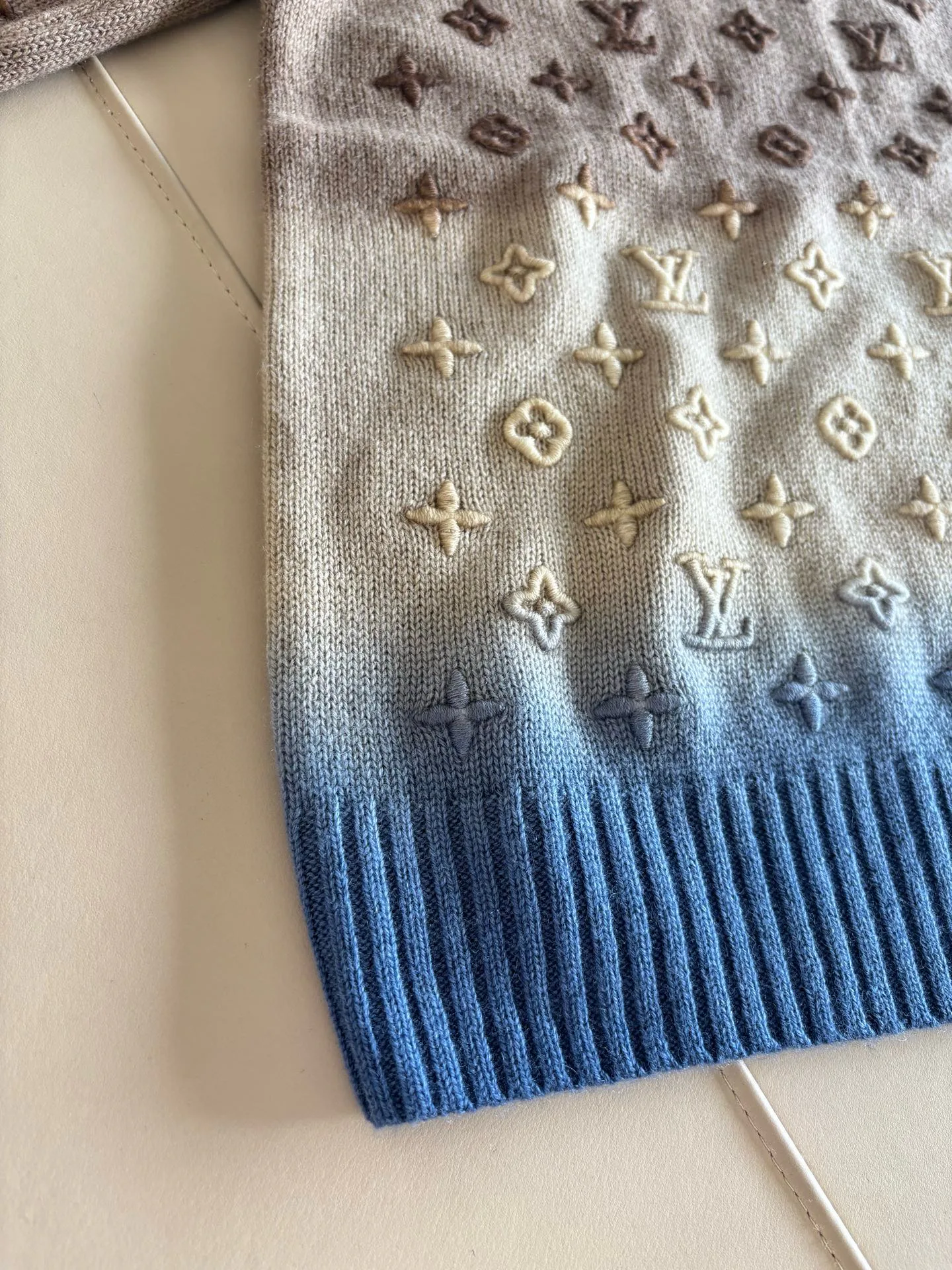 Women's Jumpers And Sweaters LOUIS VUITTON 17973375