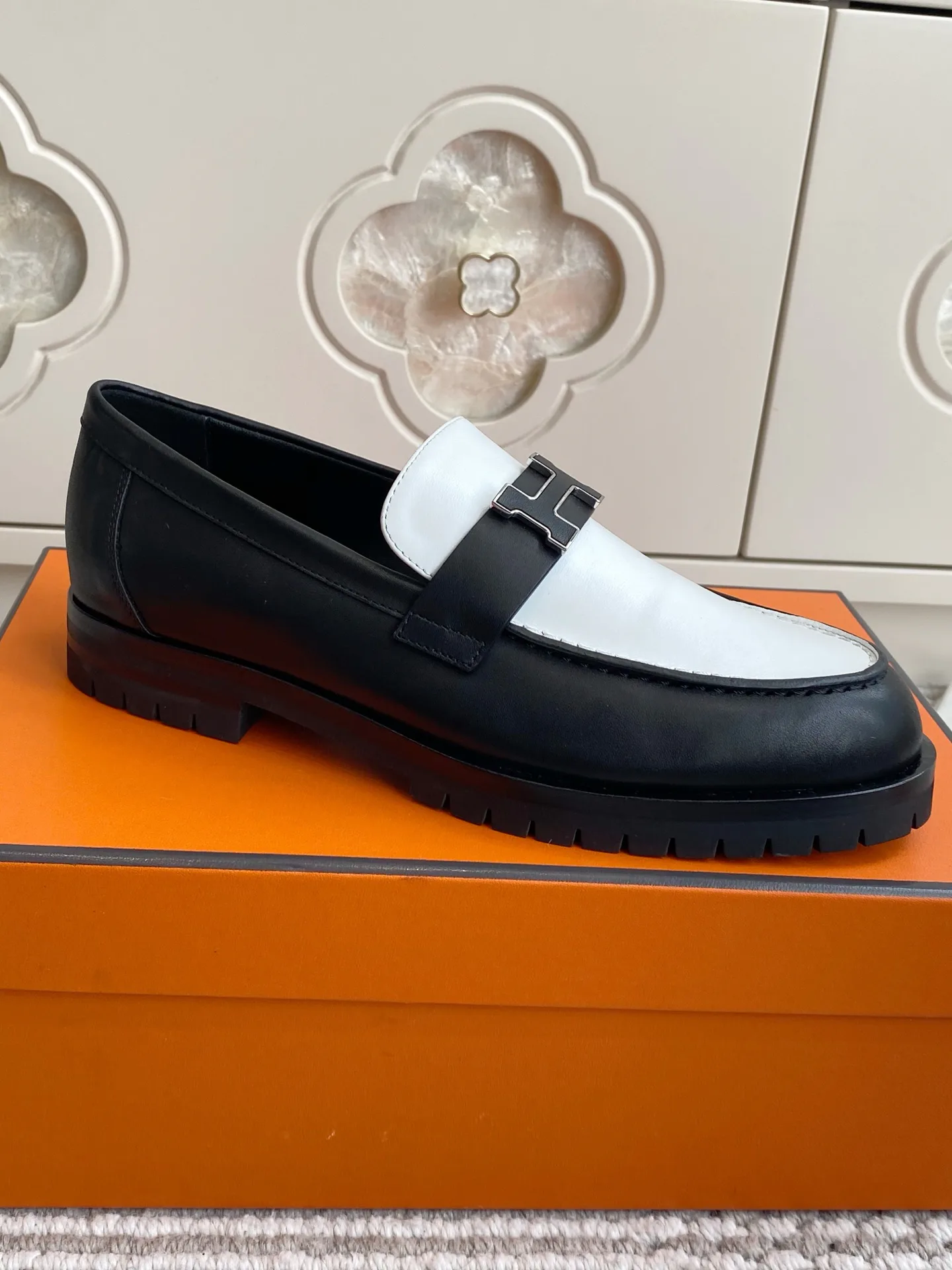 Women's Loafers And Moccasins HERMES 17476148