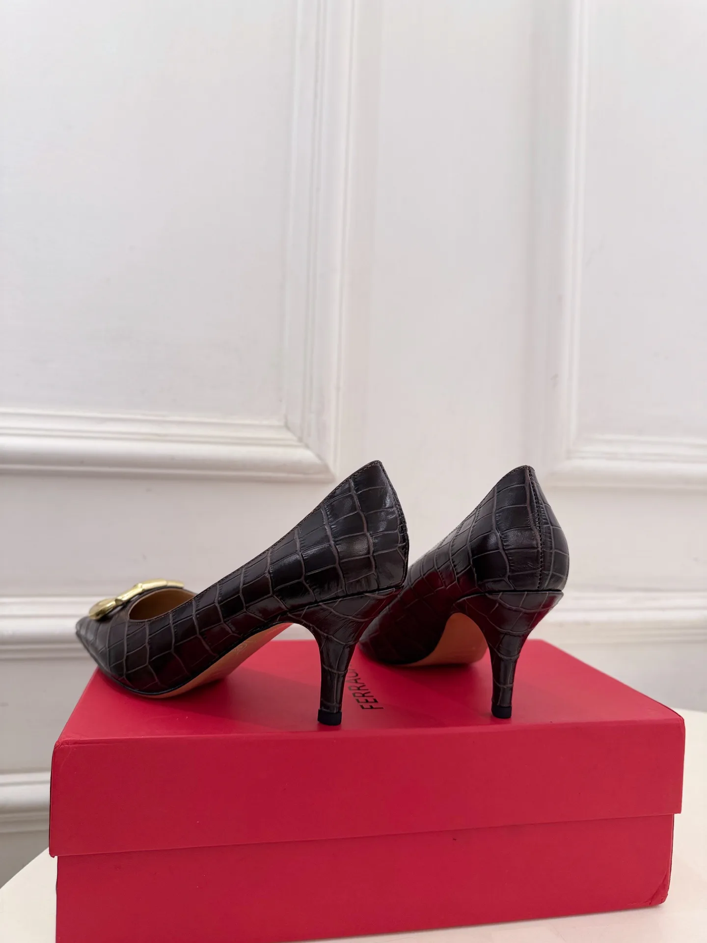Women's Heels SALVATORE FERRAGAMO 18034099