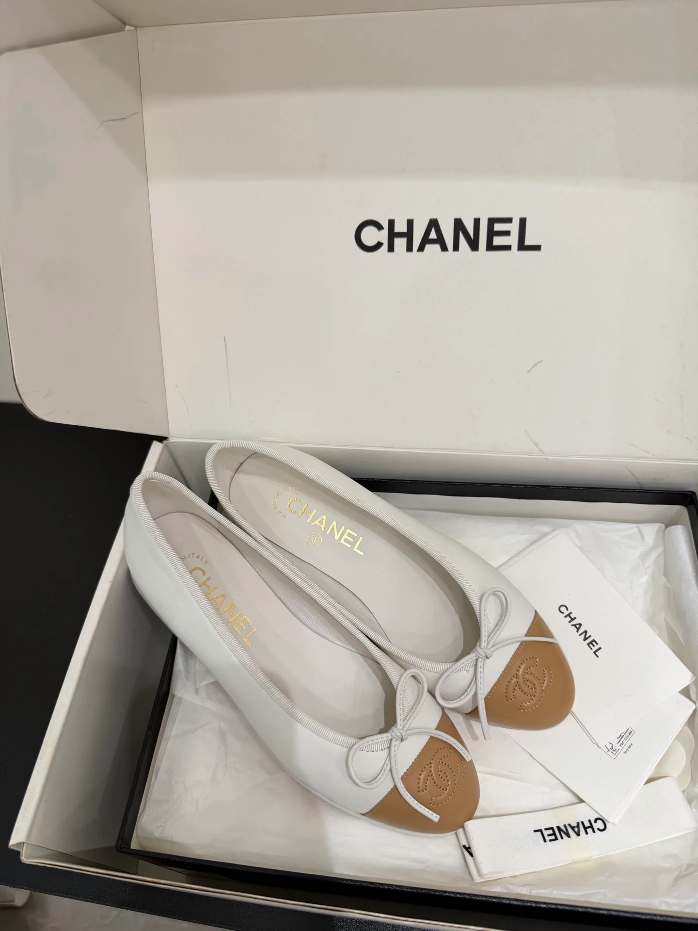 Women's Ballet Flats CHANEL 18080135