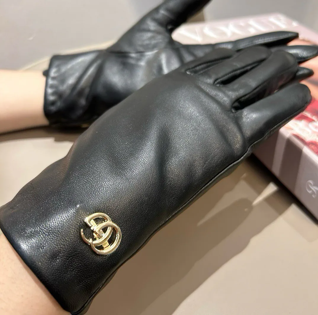 Gloves GUCCI 17562500