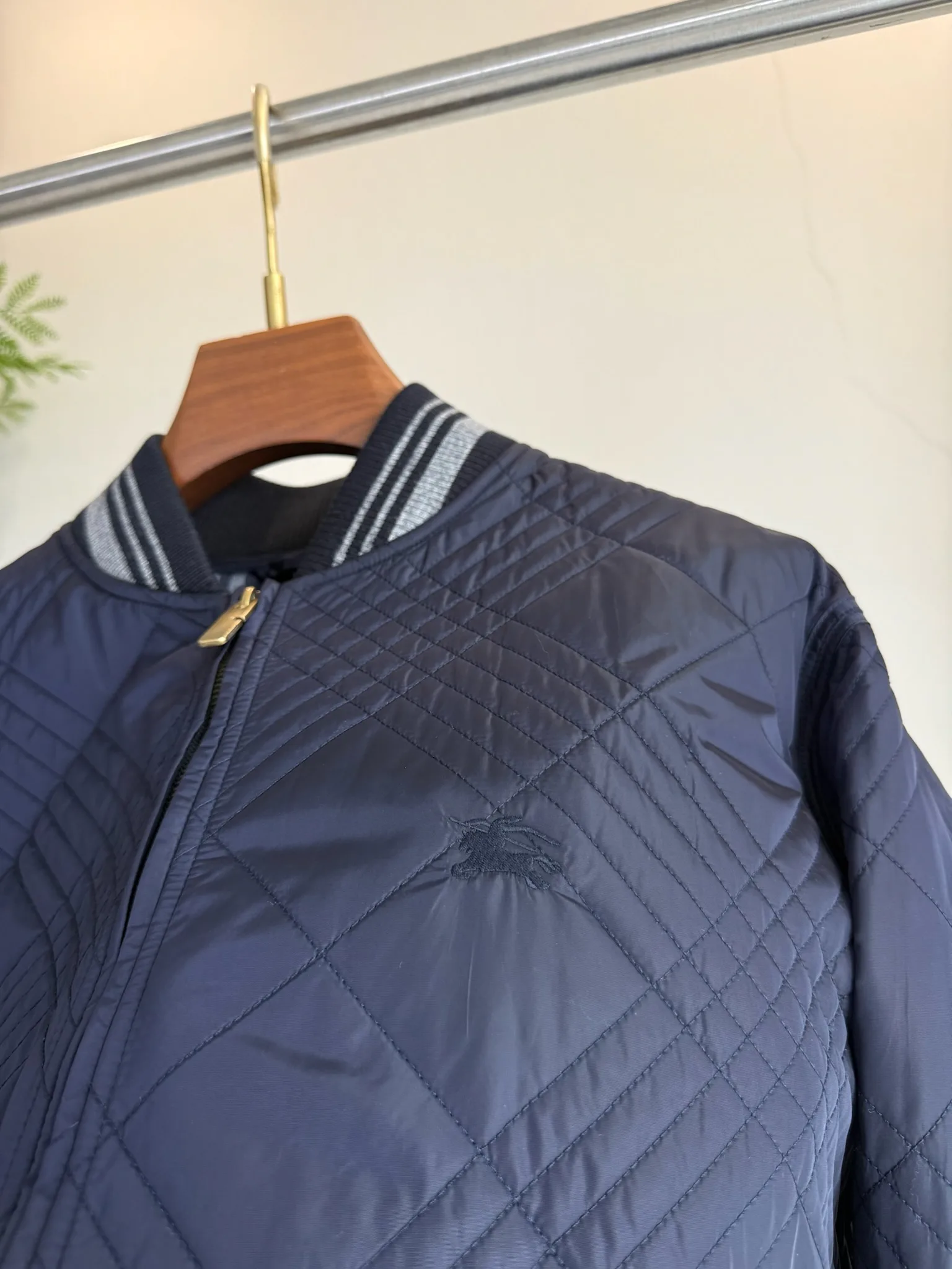 Men's Jackets And Down Jackets BURBERRY 18410975