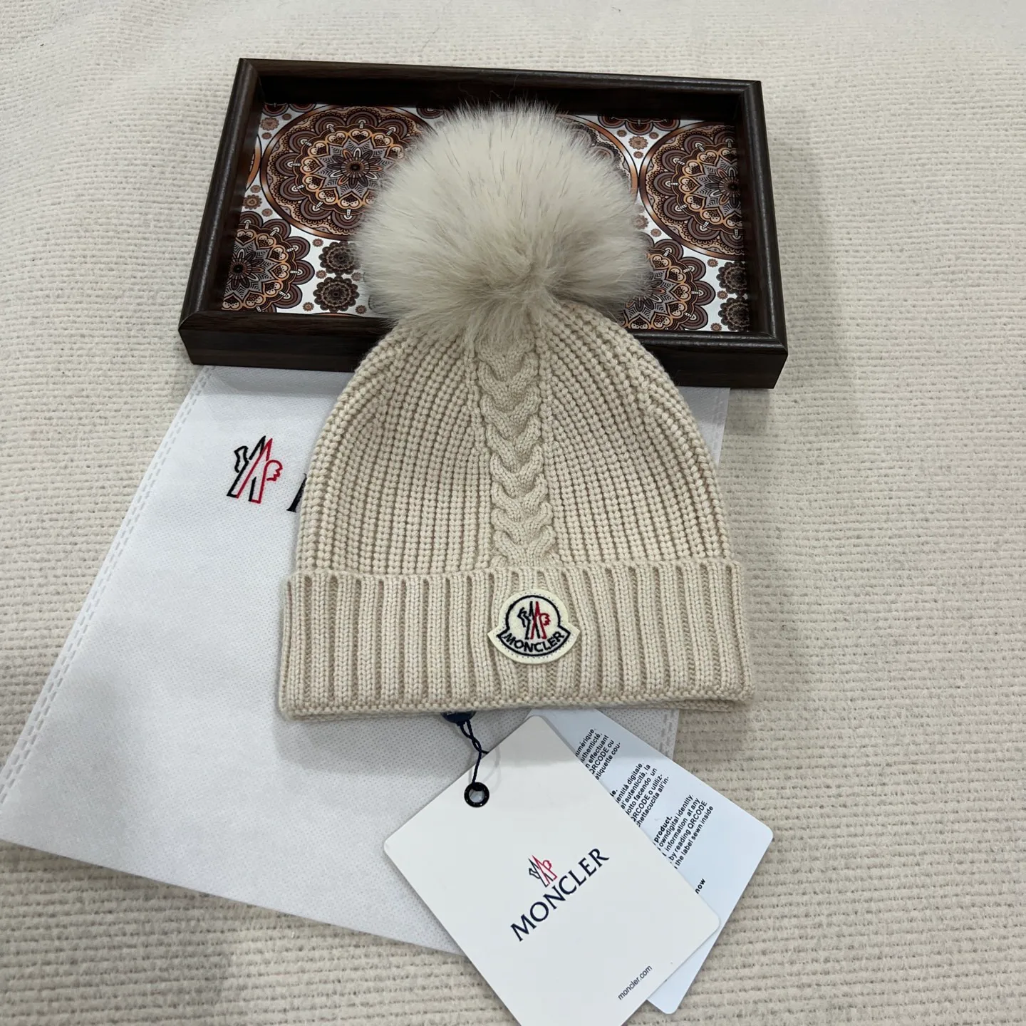 Hats MONCLER 18077746