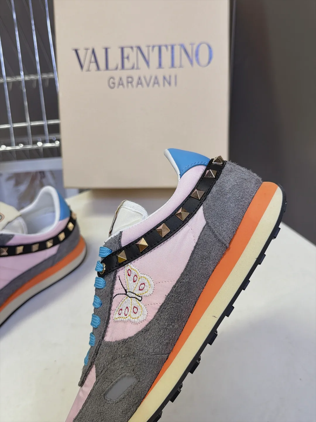 Women's Sneakers VALENTINO 17873148