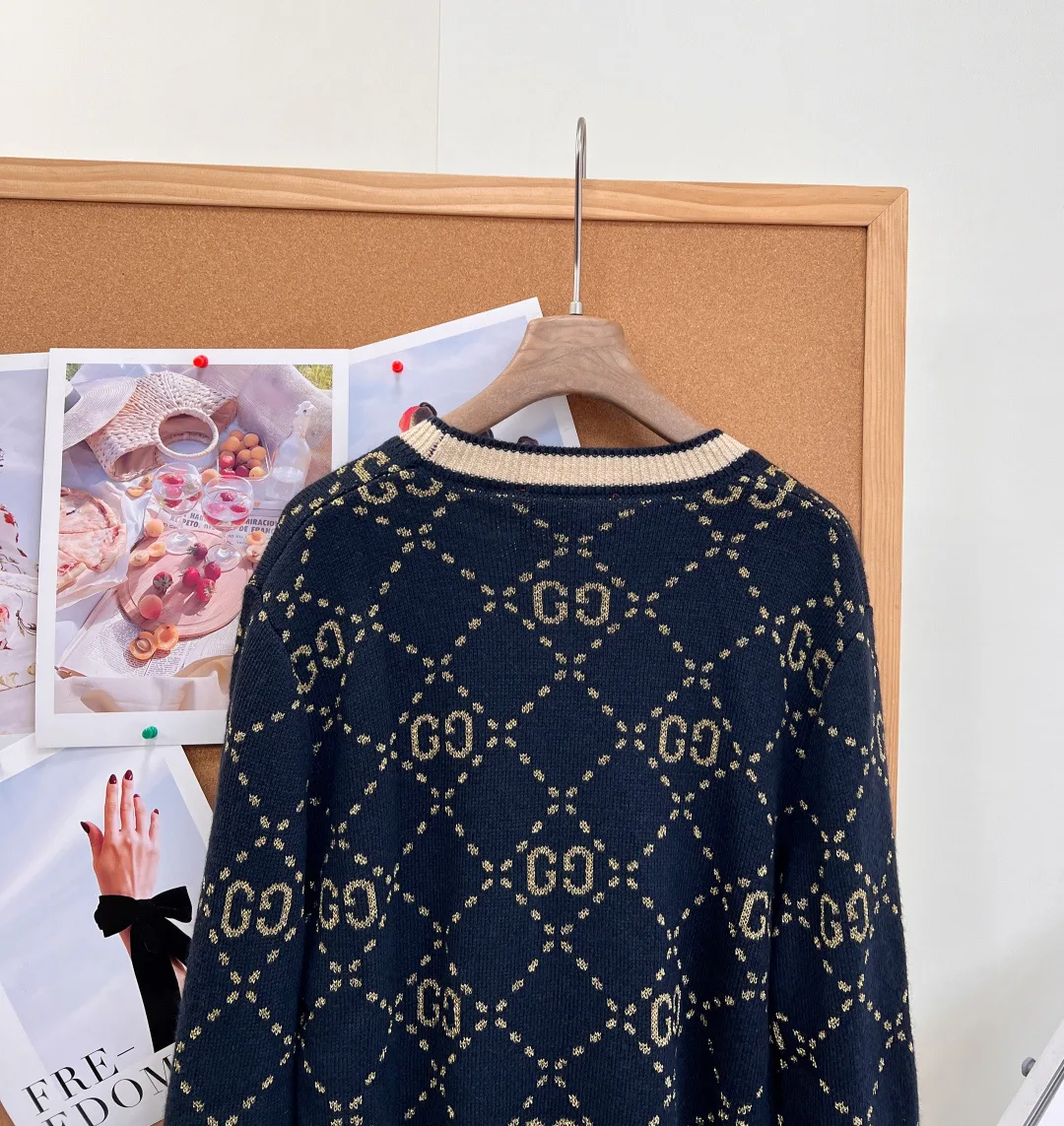Women's Jumpers And Sweaters GUCCI 18308116