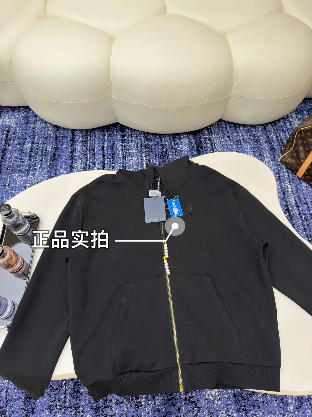 Men's Sweatshirts And Hoodies LOUIS VUITTON 17740836
