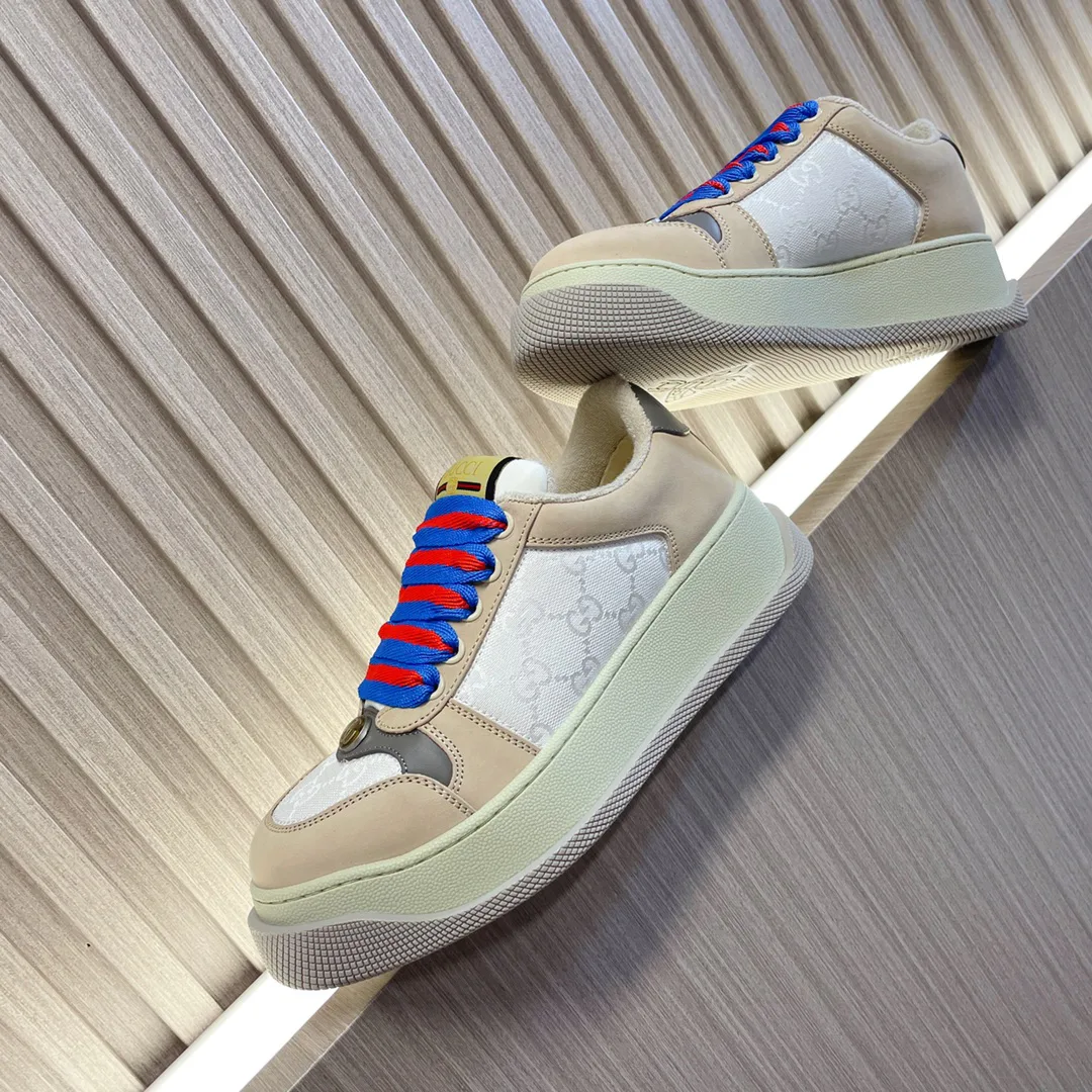Women's Sneakers GUCCI 17897016