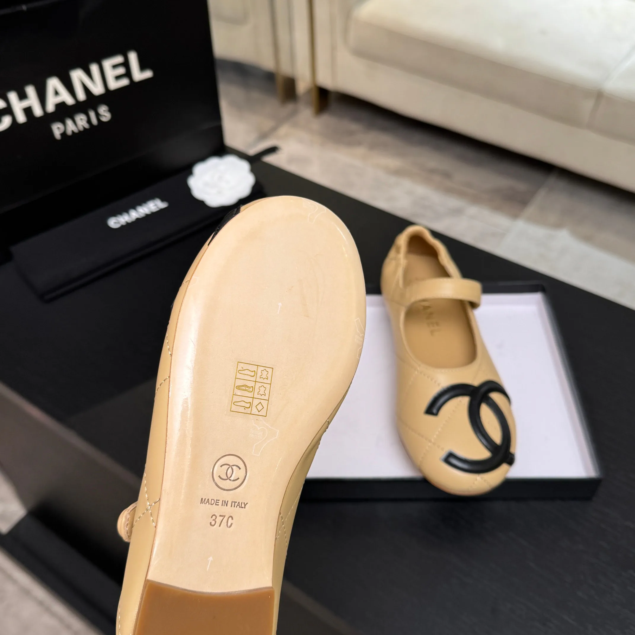 Women's Ballet Flats CHANEL 17946241
