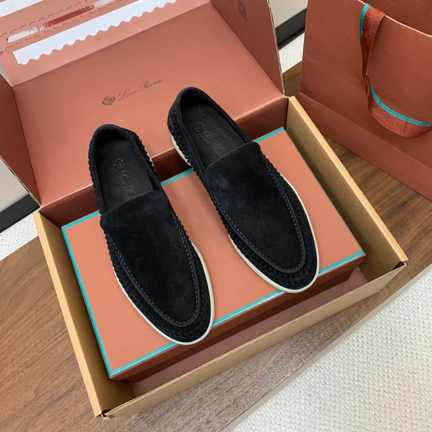 Men's Loafers And Dress Shoes LORO PIANA 18143000