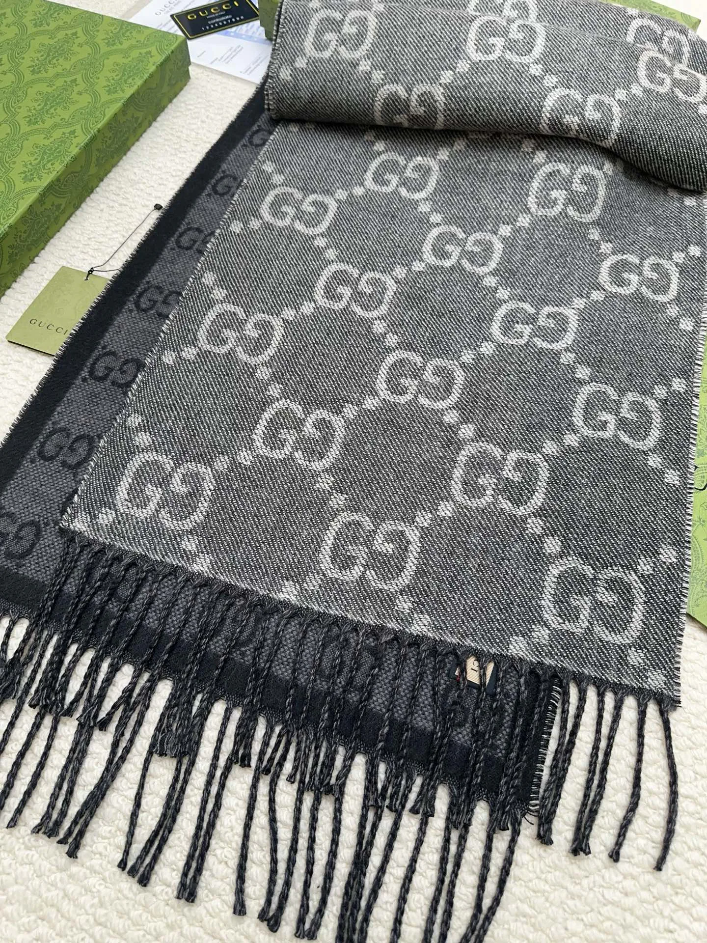 Scarves GUCCI 18003246