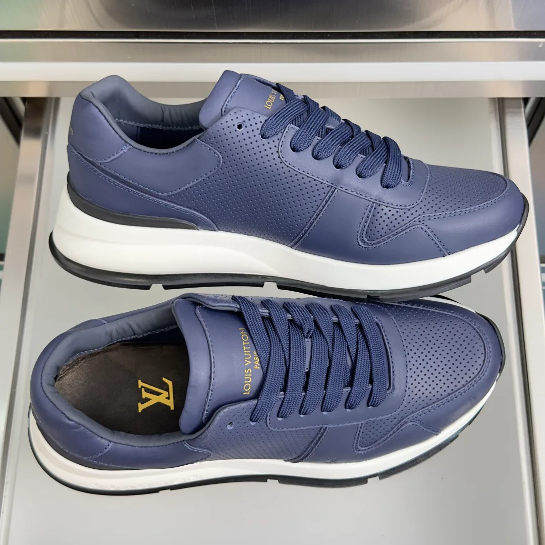 Men's Sneakers LOUIS VUITTON 17950792