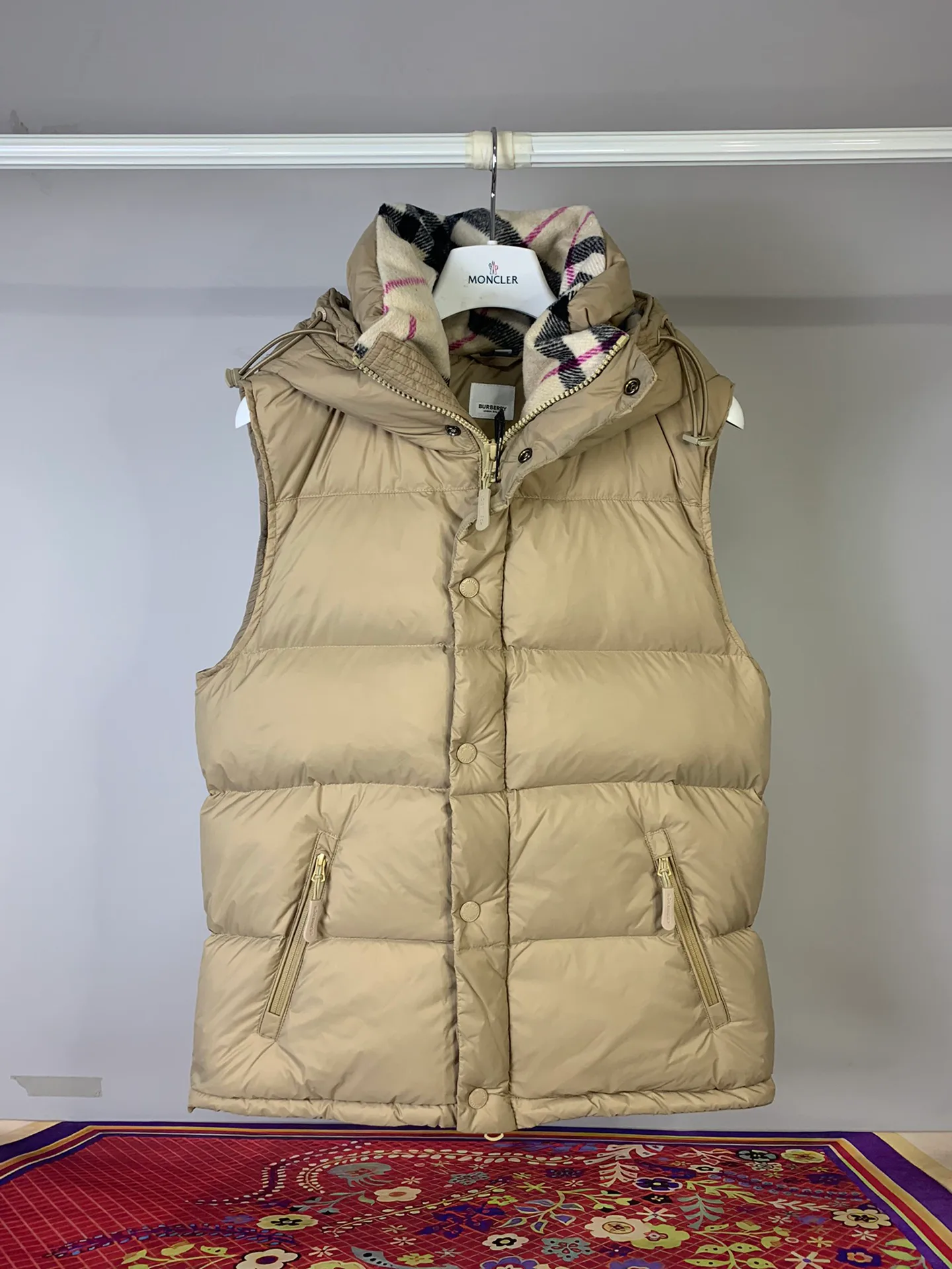 Куртки И Пуховики Женские Burberry 18597075