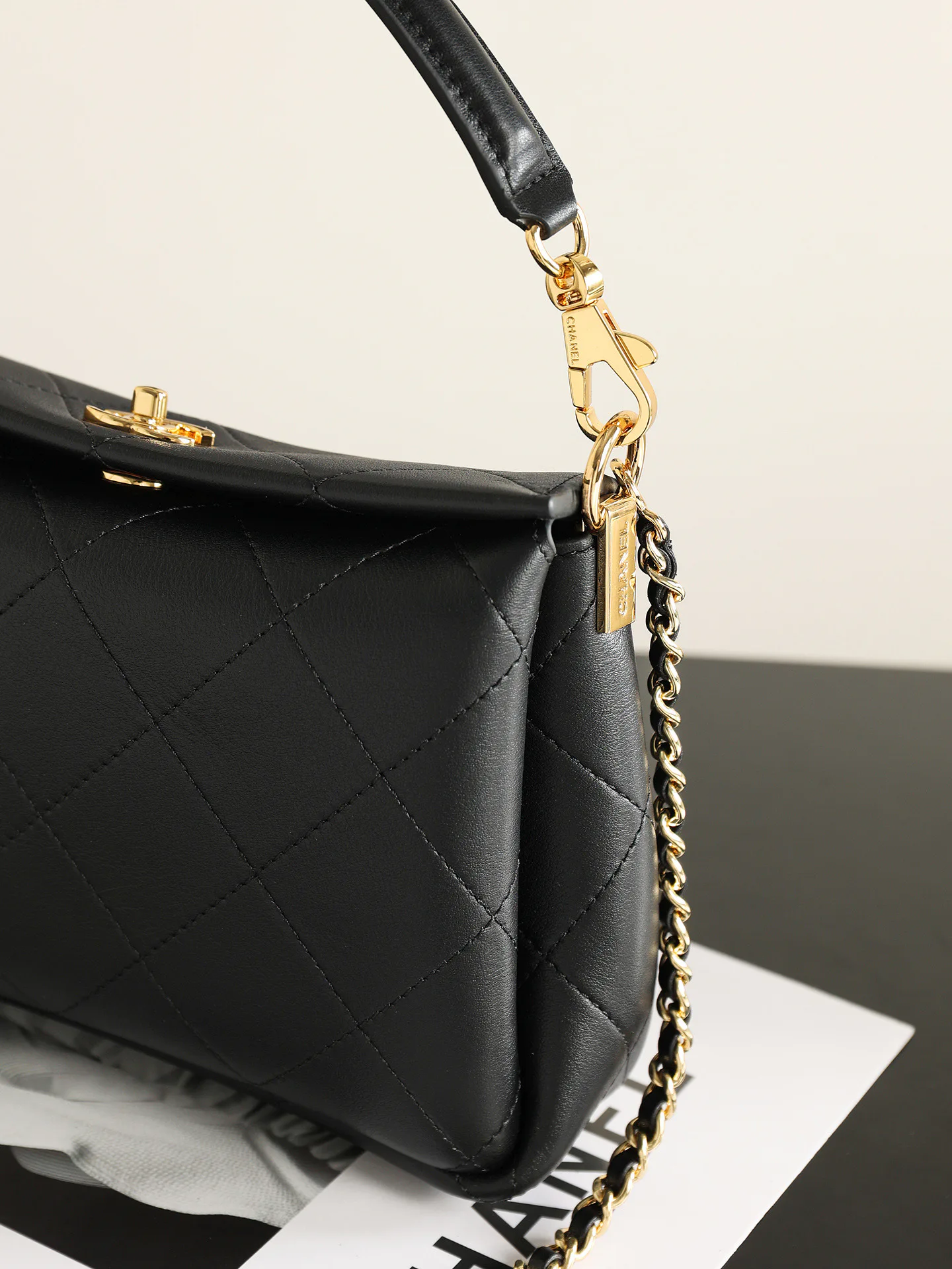 Women's Classic Handbags CHANEL 17844824