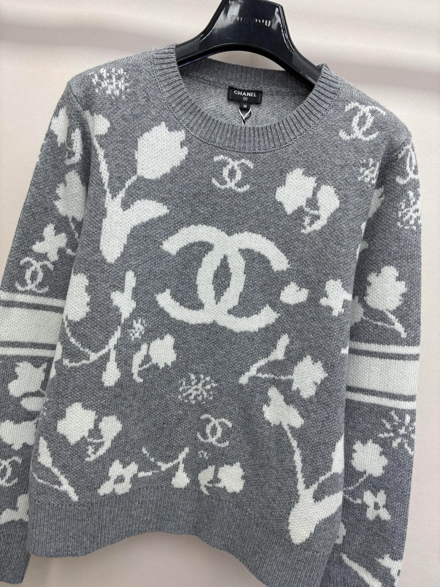 Women's Jumpers And Sweaters CHANEL 17696372