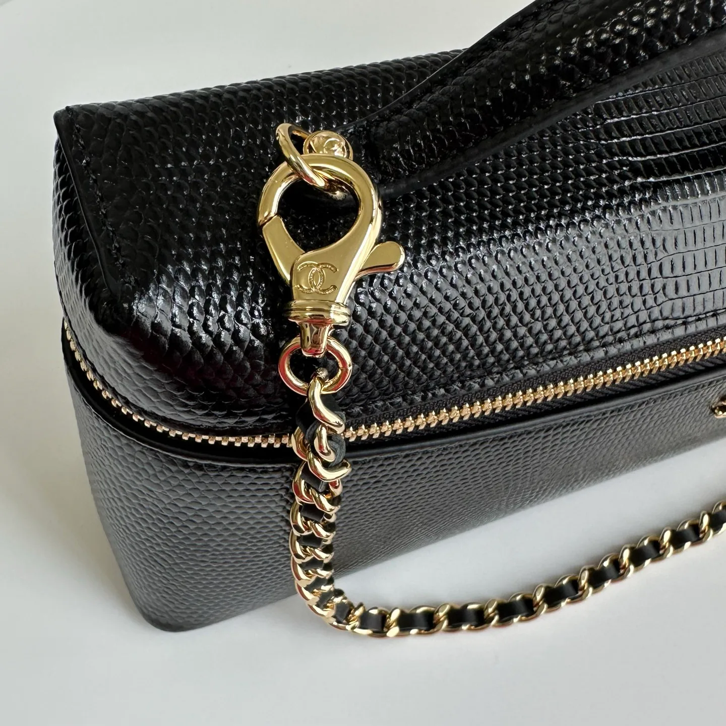 Women's Classic Handbags CHANEL 17916897