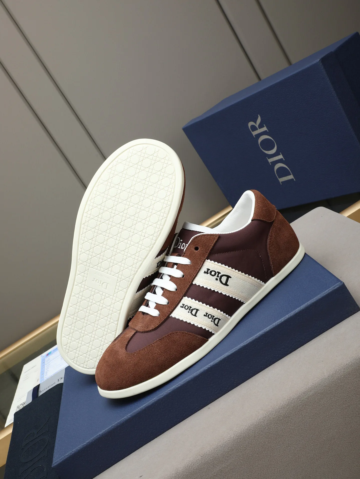 Women's Sneakers CHRISTIAN DIOR 16995602