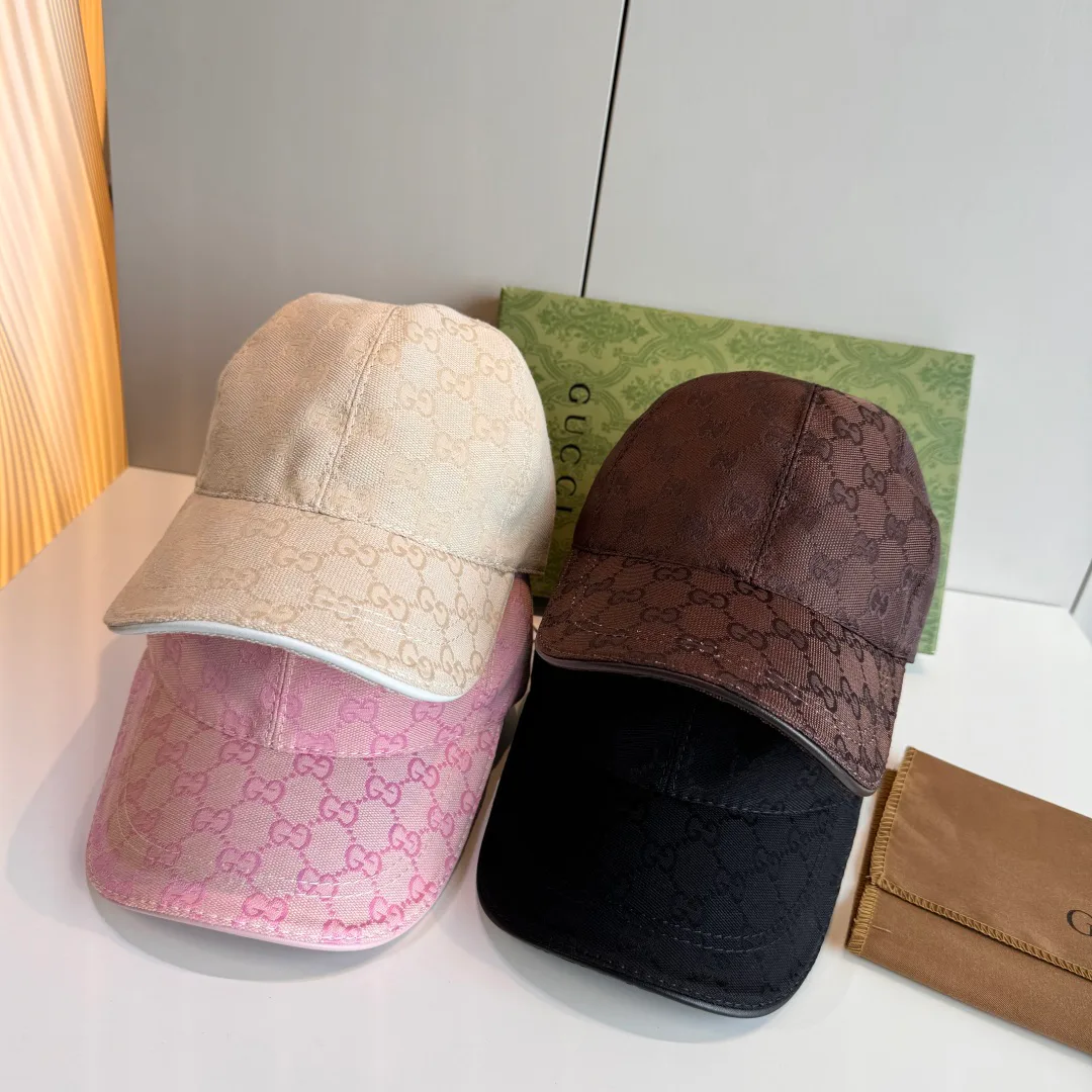 Hats GUCCI 18347106