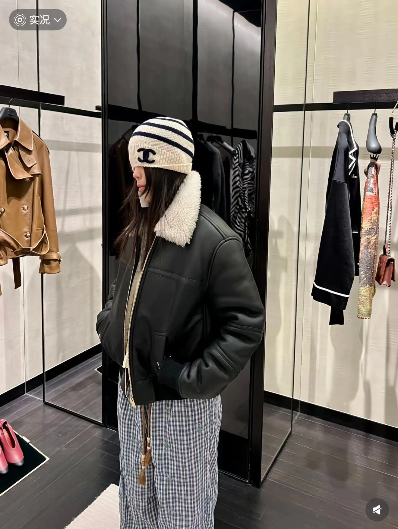 Women's Jackets And Down Jackets CHANEL 17867135
