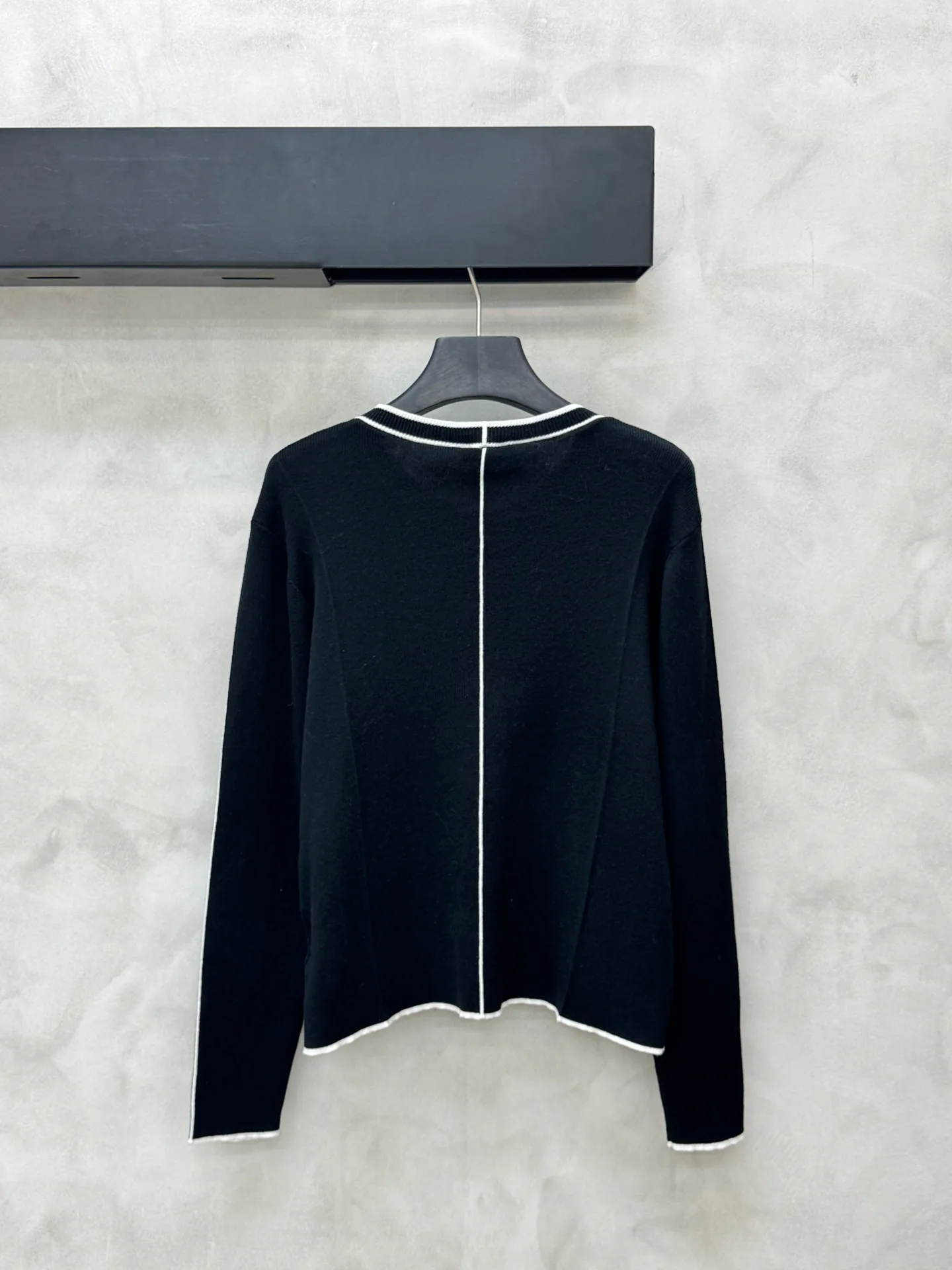 Women's Jumpers And Sweaters CHANEL 18138013
