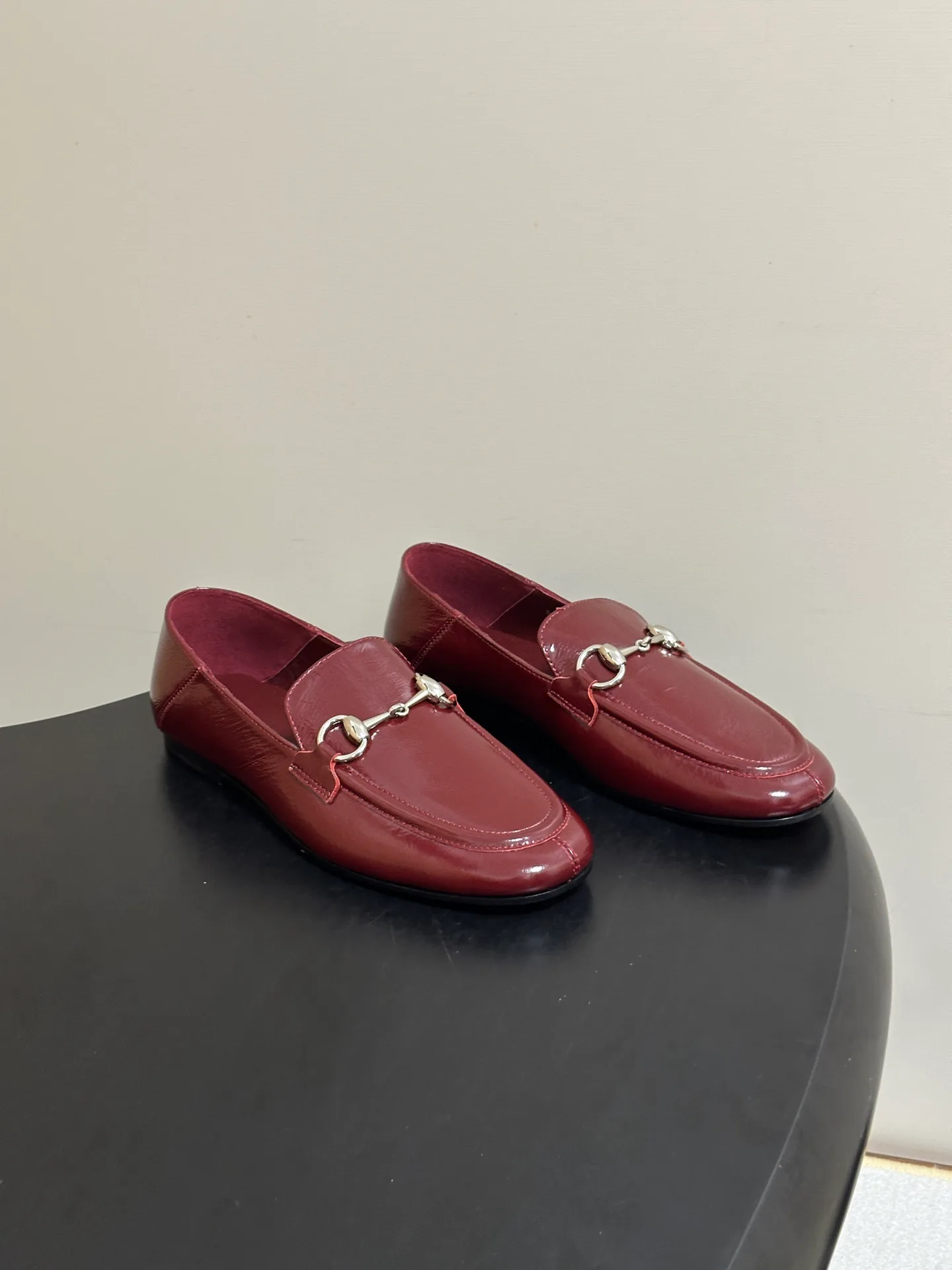 Women's Loafers And Moccasins GUCCI 18049747