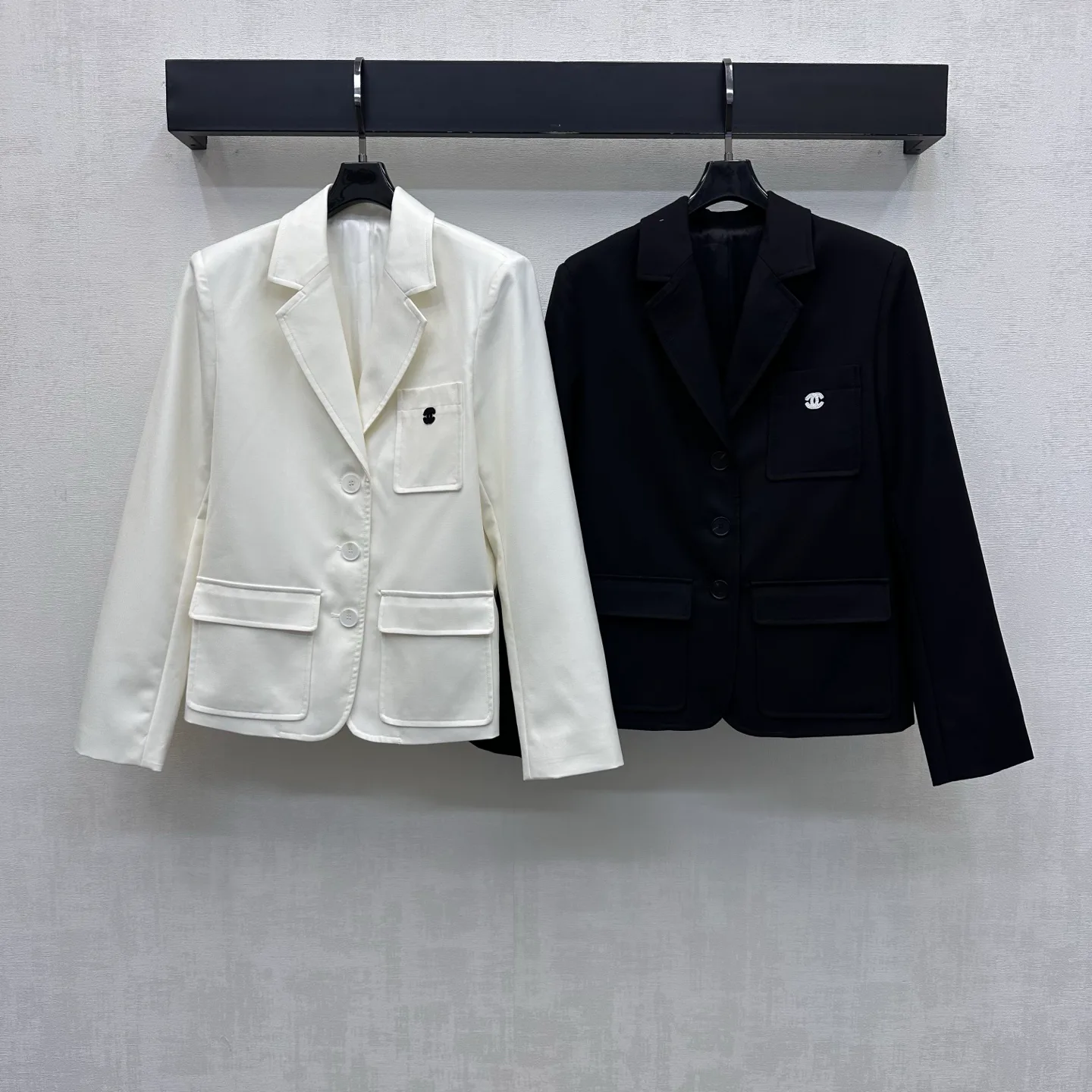 Women's Blazers CHANEL 18023248