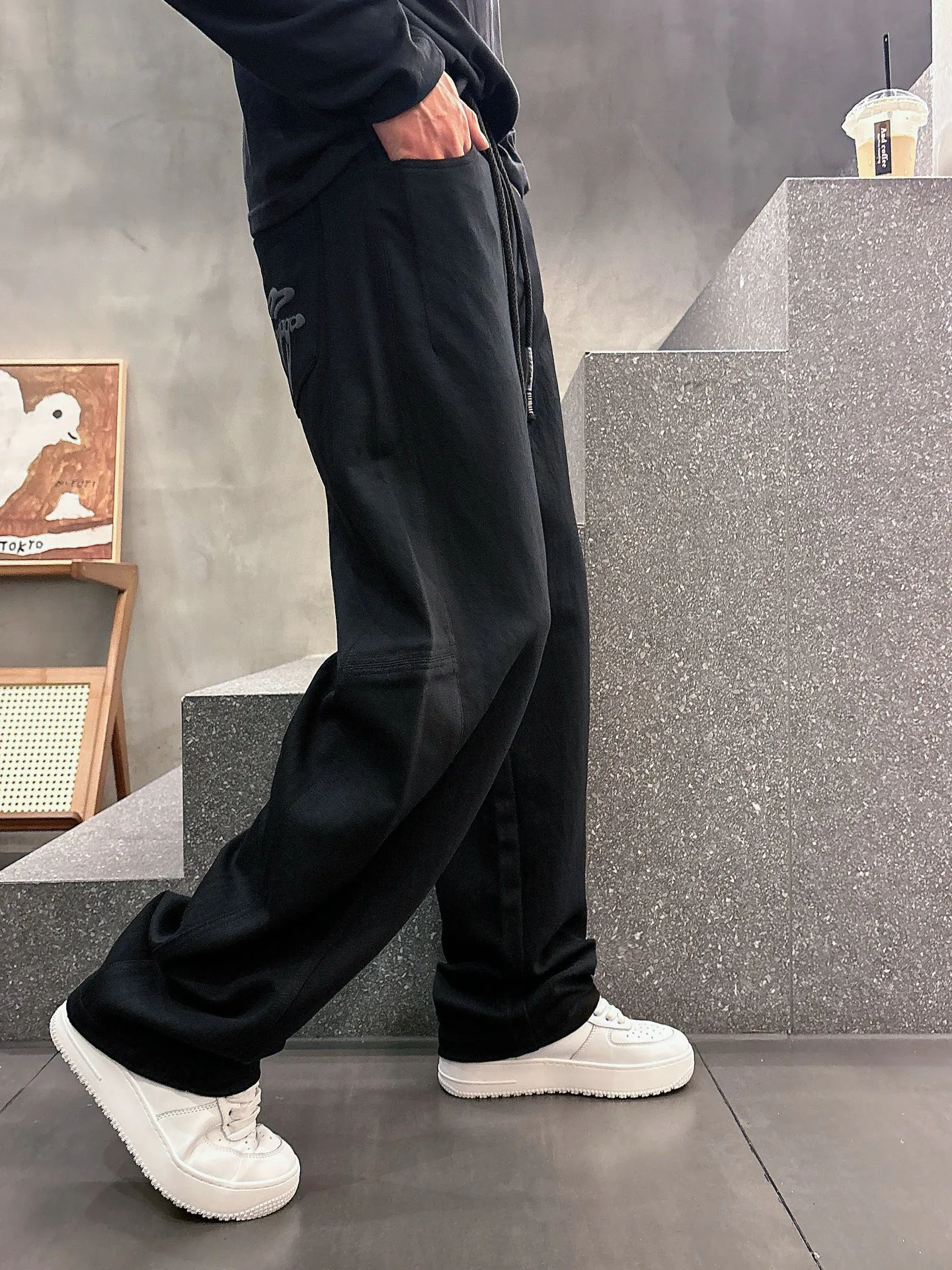 Men's Trousers BALENCIAGA 18399249