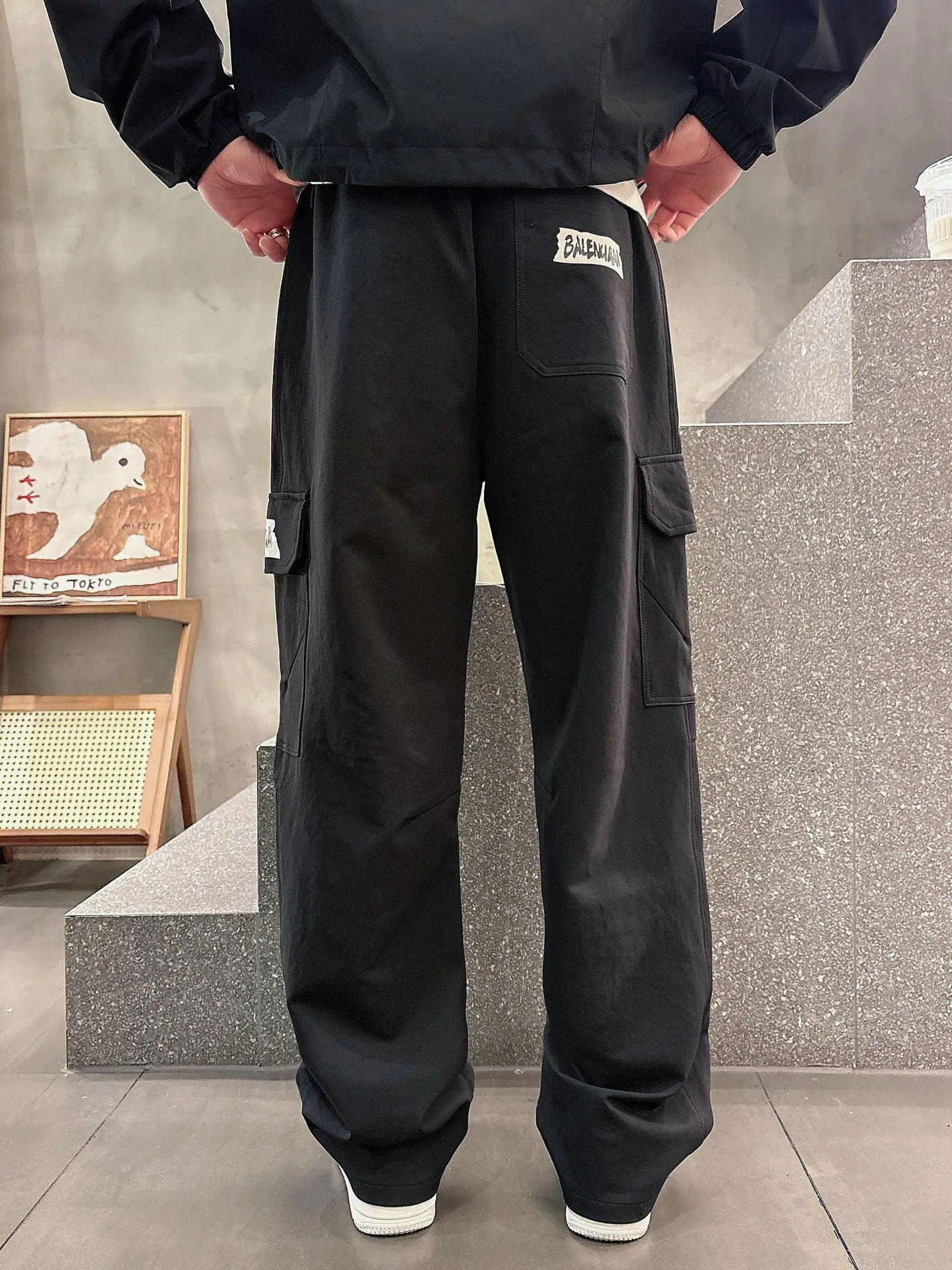 Men's Trousers BALENCIAGA 18340445