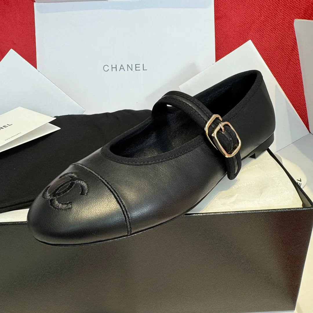 Women's Heels CHANEL 18067041