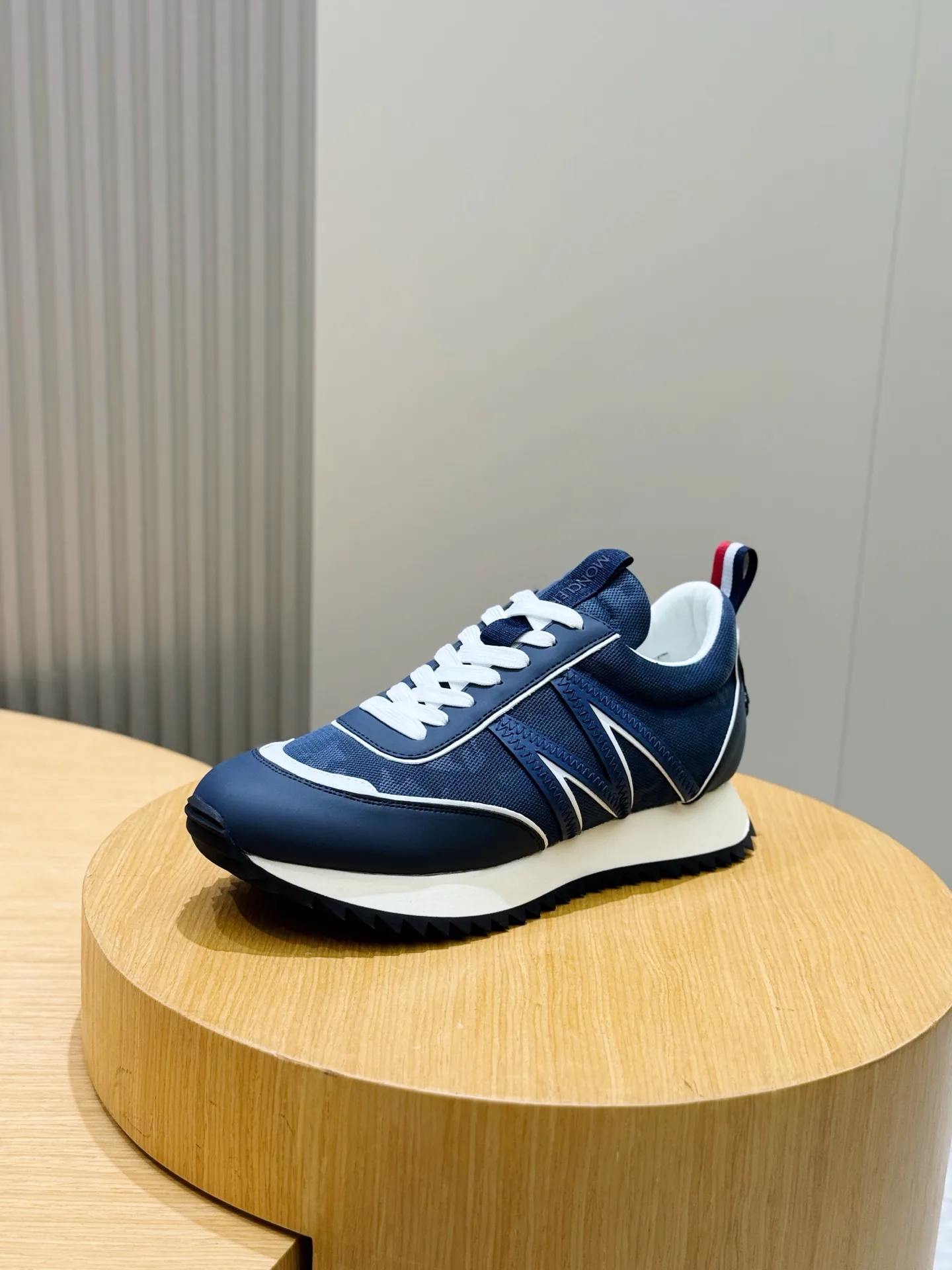 Men's Sneakers MONCLER 18101509